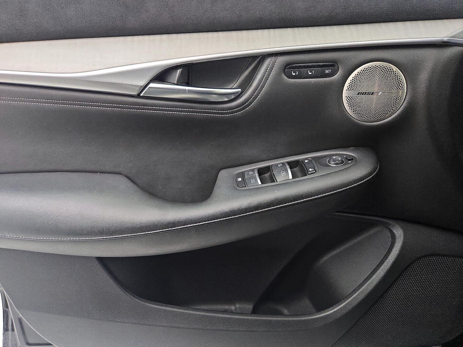 2019 INFINITI QX50 Essential - Photo 13
