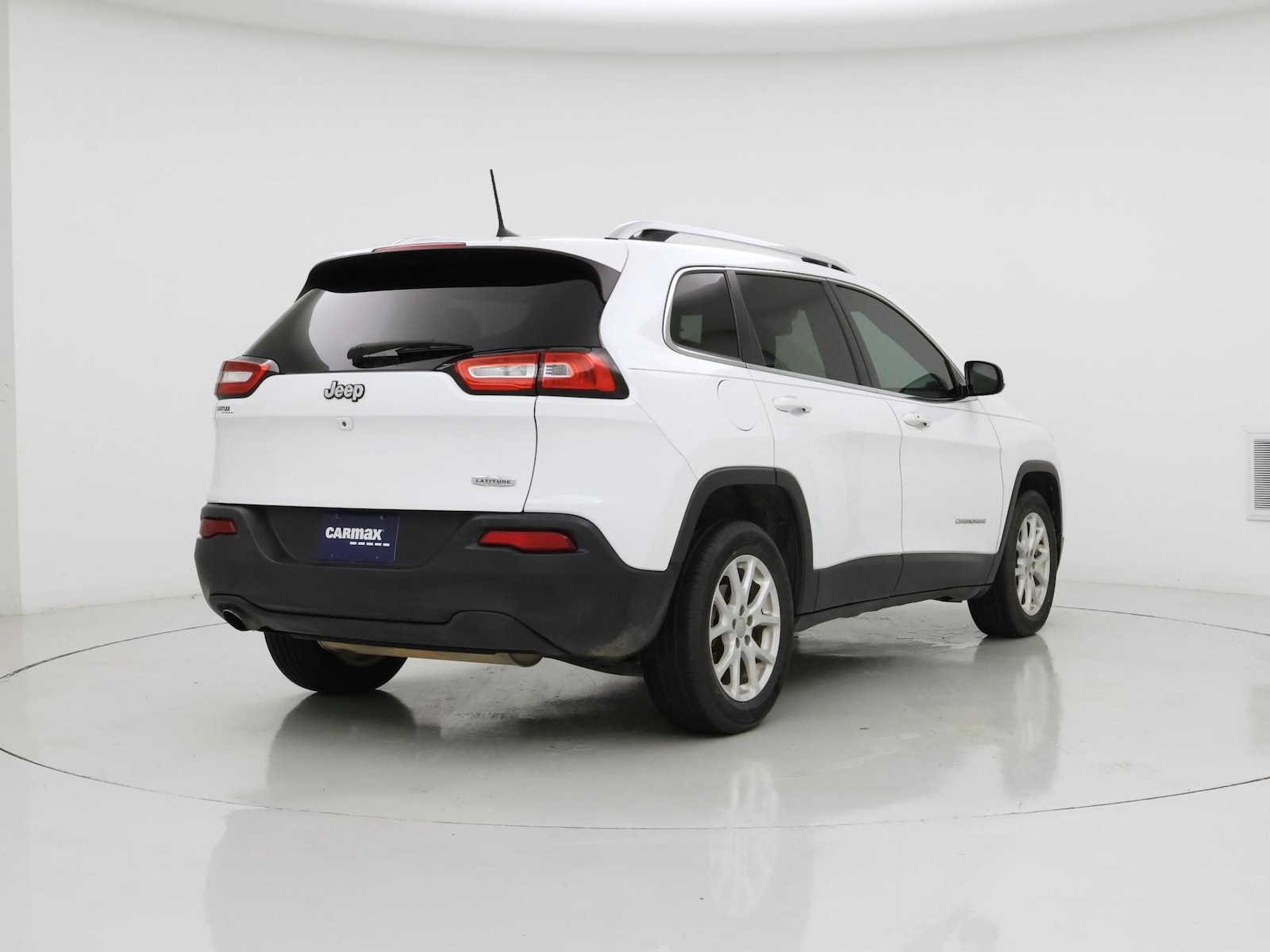 2018 Jeep Cherokee Latitude Plus - Photo 9