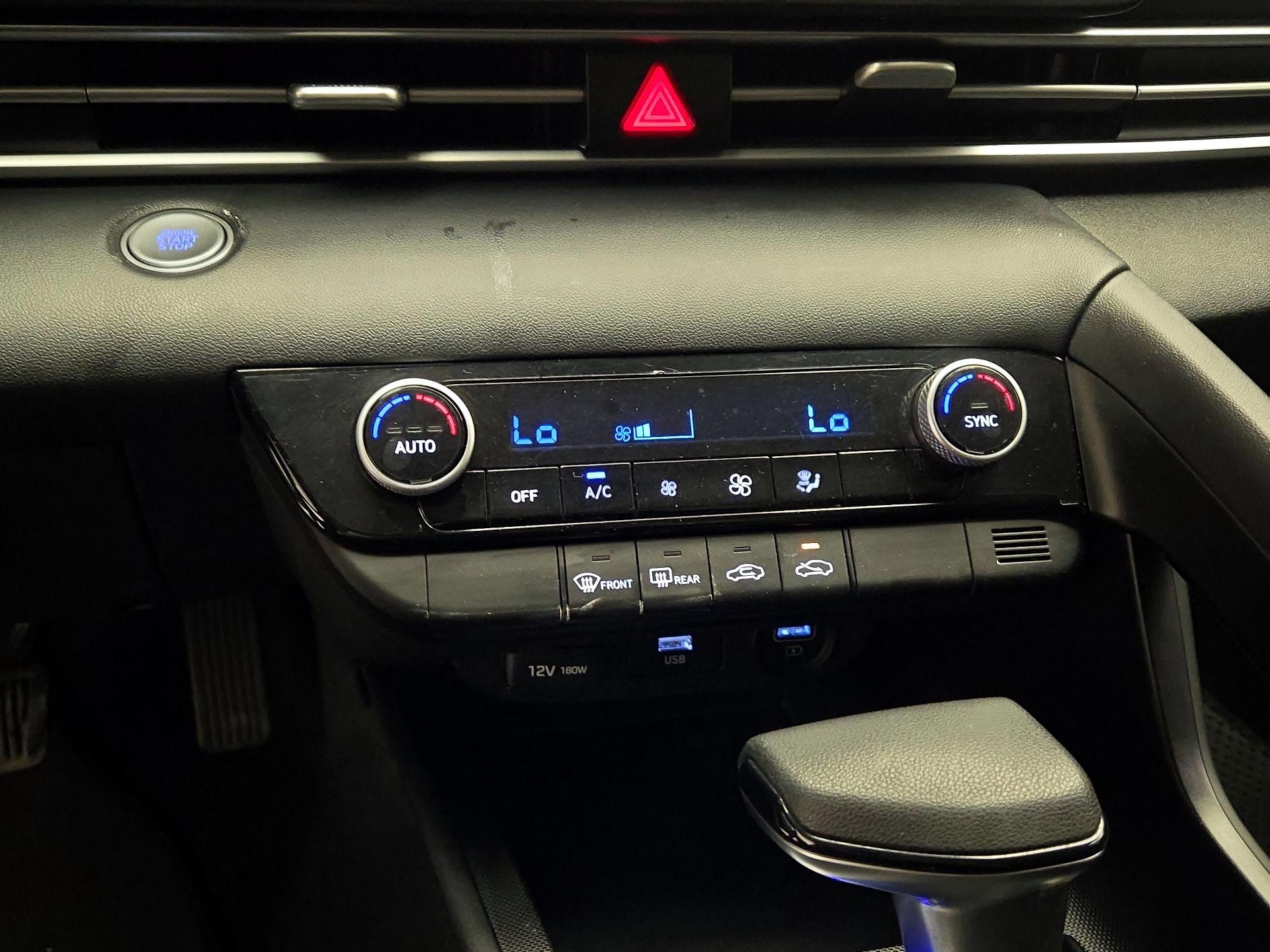 Thumbnail: 2023 Hyundai Elantra - 16