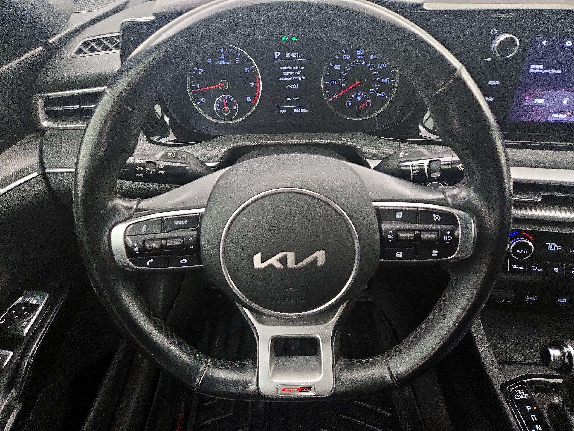 Thumbnail: 2022 Kia K5 - 10