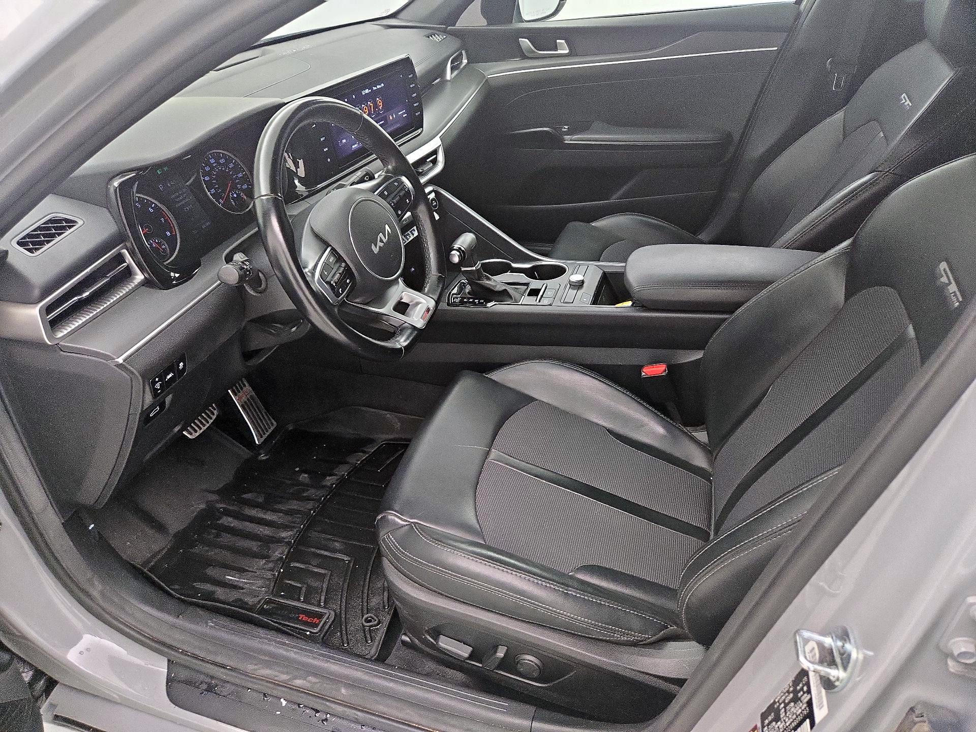 Thumbnail: 2022 Kia K5 - 11