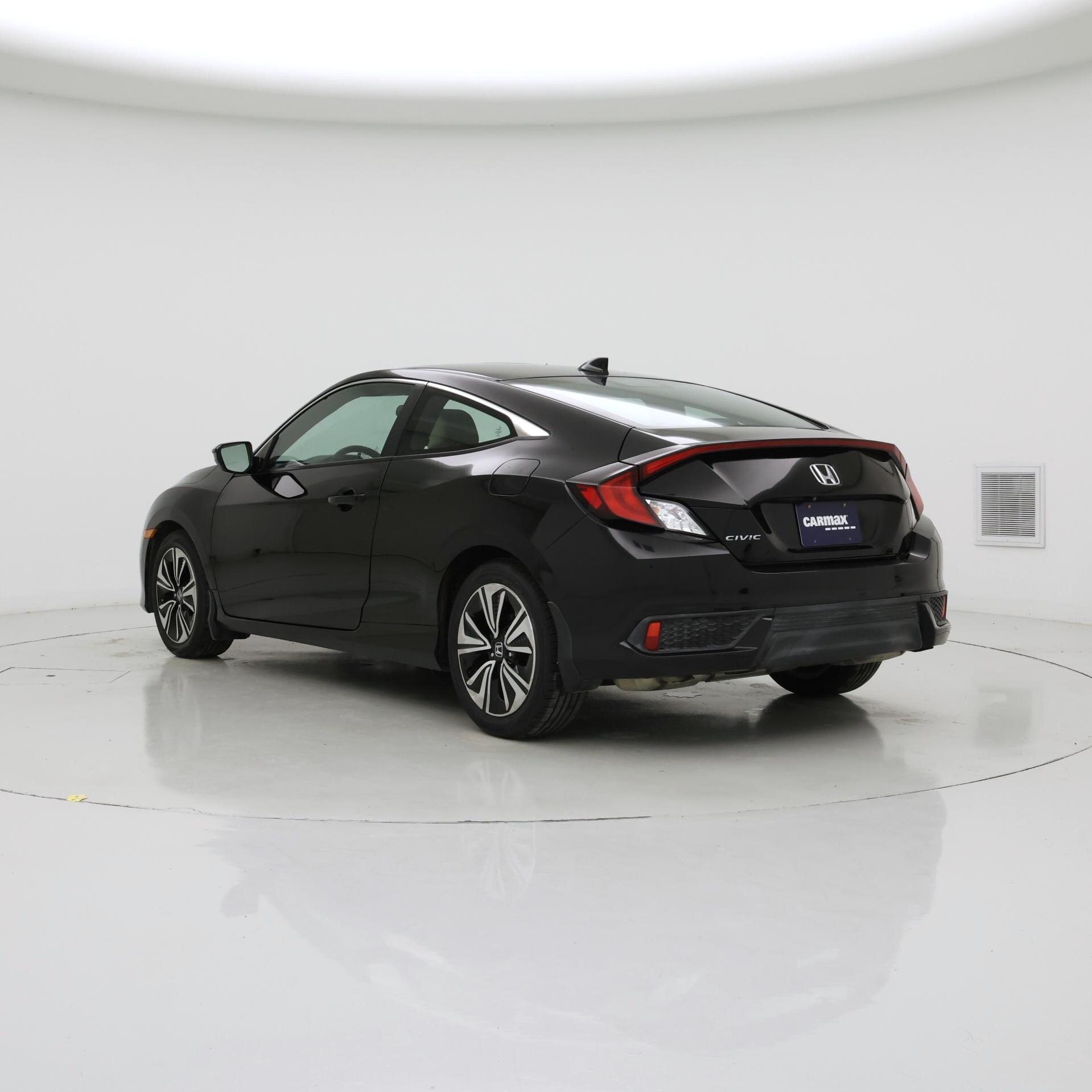 Thumbnail: 2017 Honda Civic - 2
