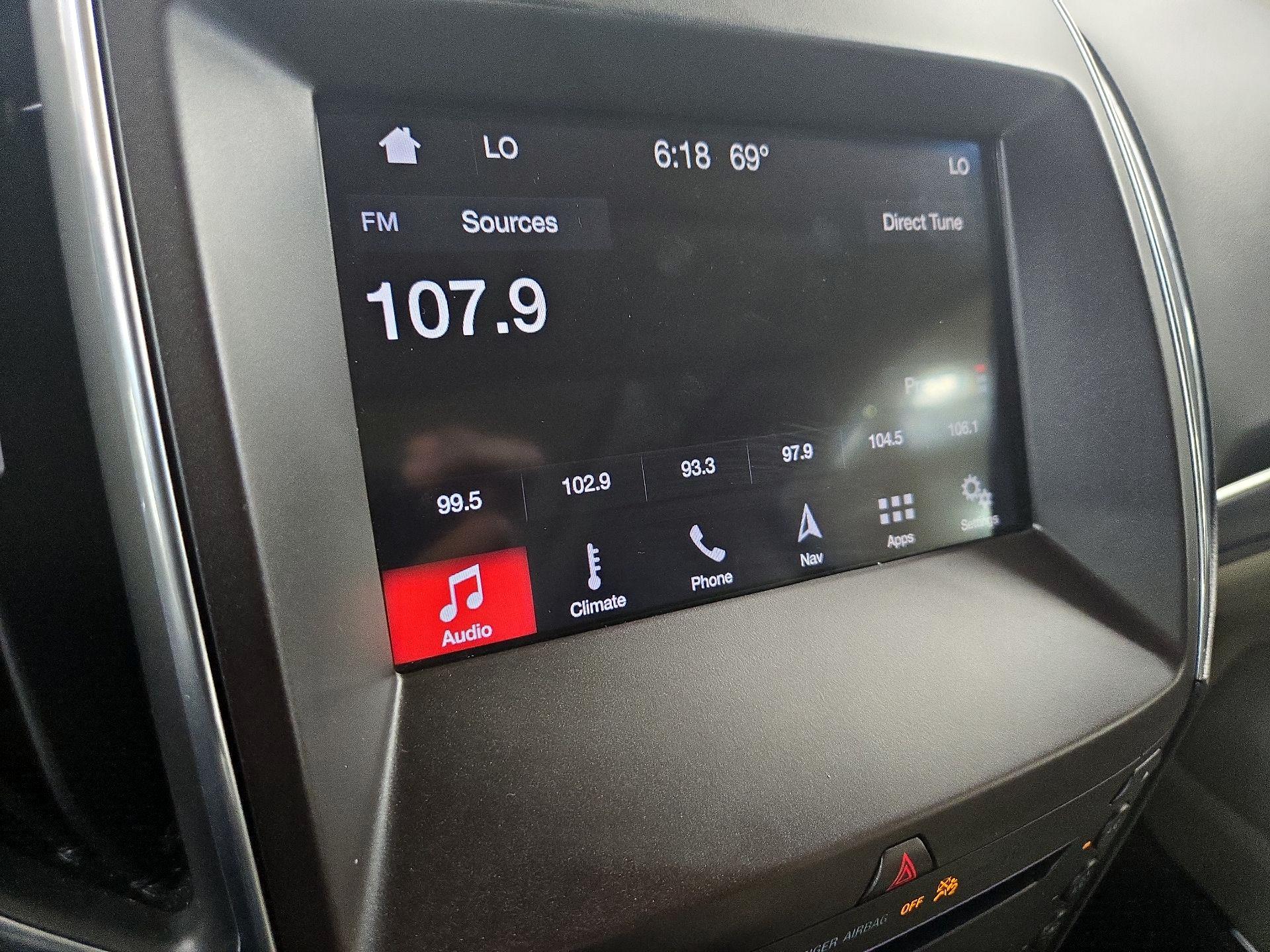 Thumbnail: 2019 Ford Edge - 16