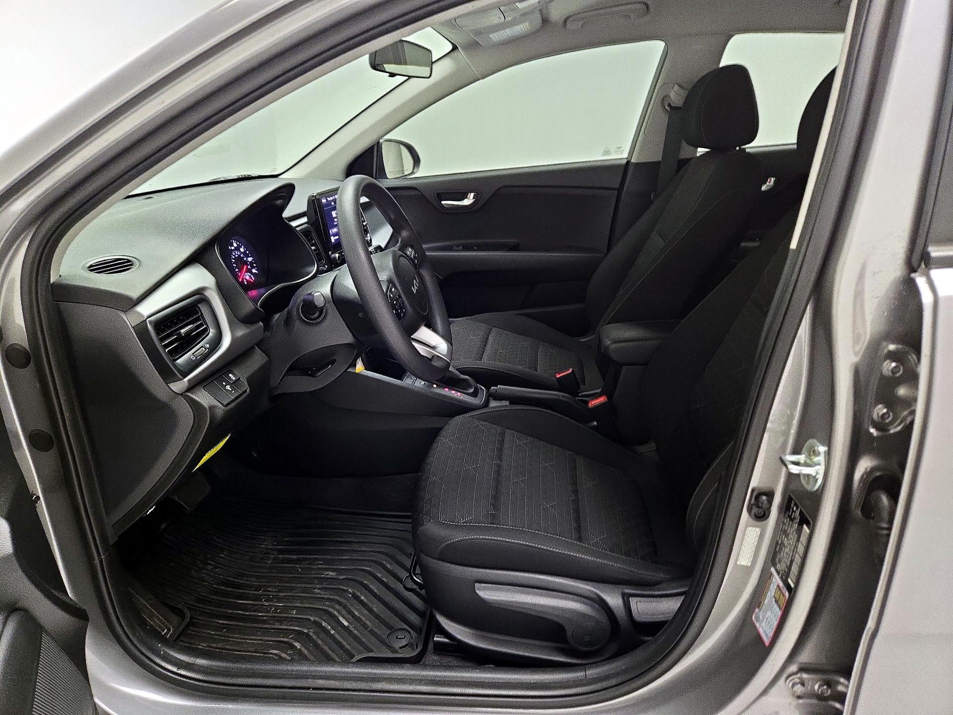 Thumbnail: 2023 Kia Rio - 11