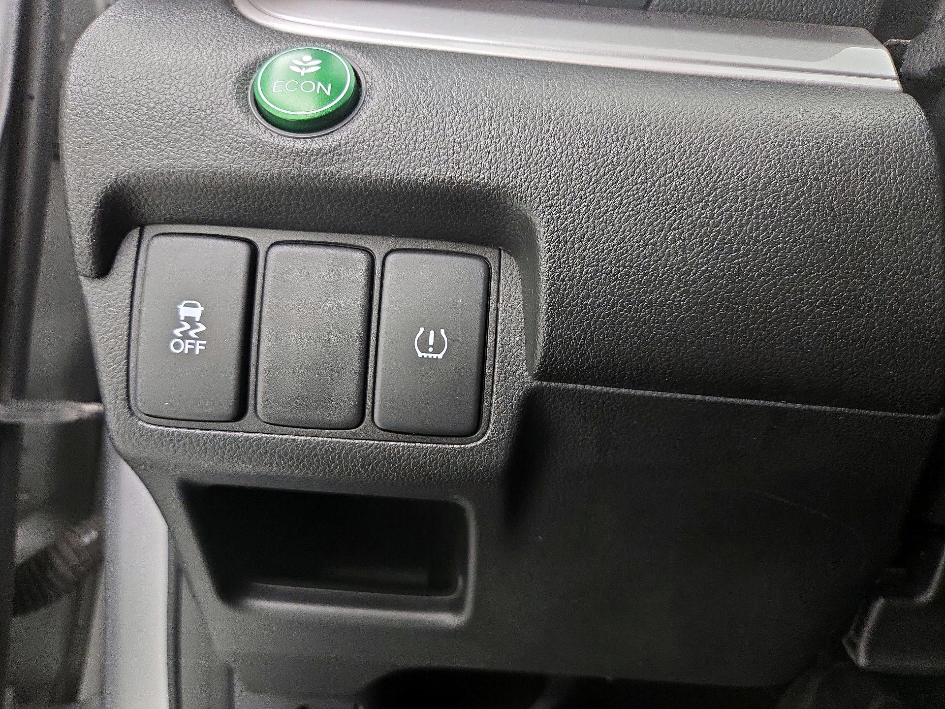 Thumbnail: 2015 Honda CR-V - 13