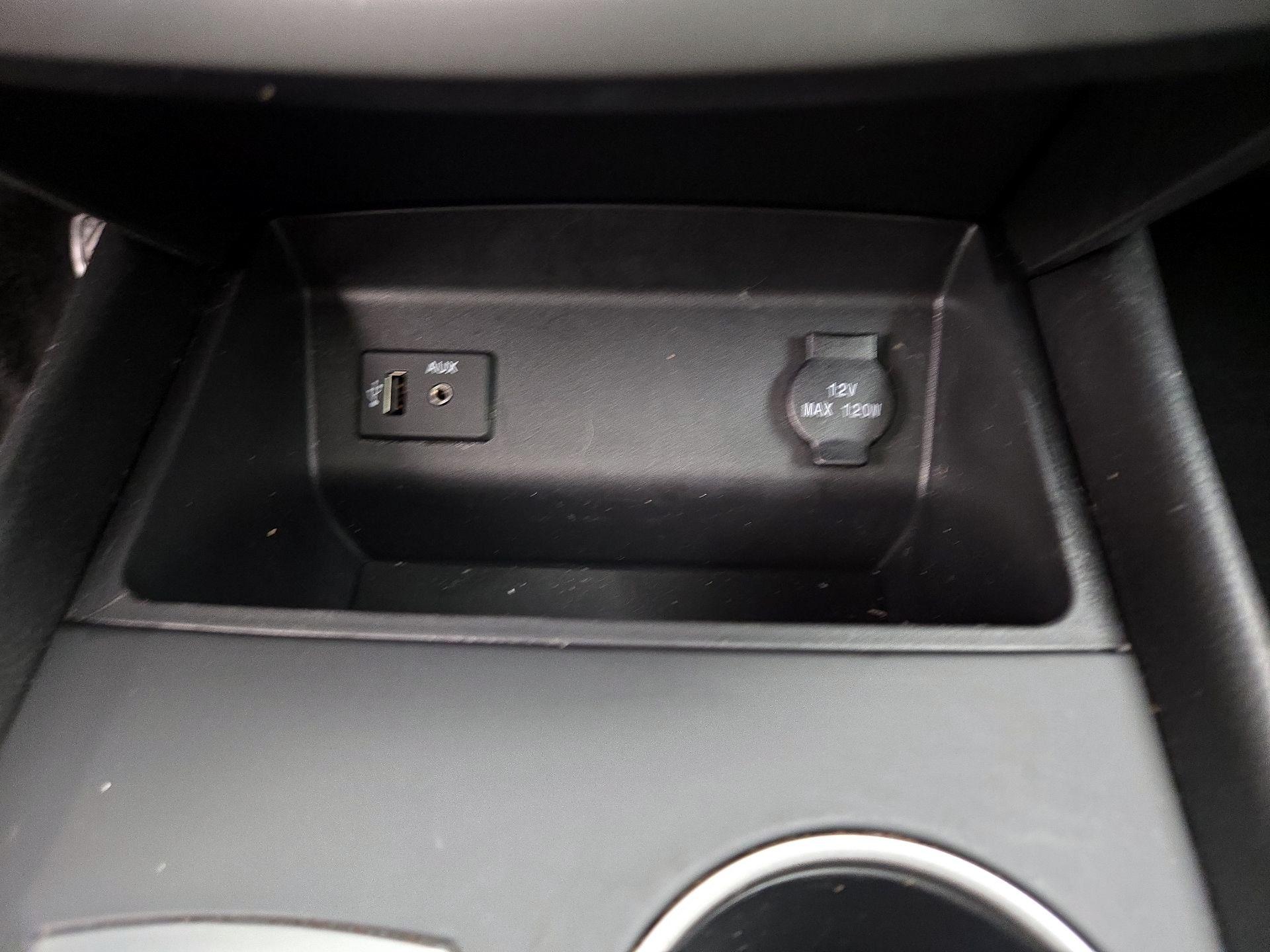 Thumbnail: 2016 Nissan Altima - 18