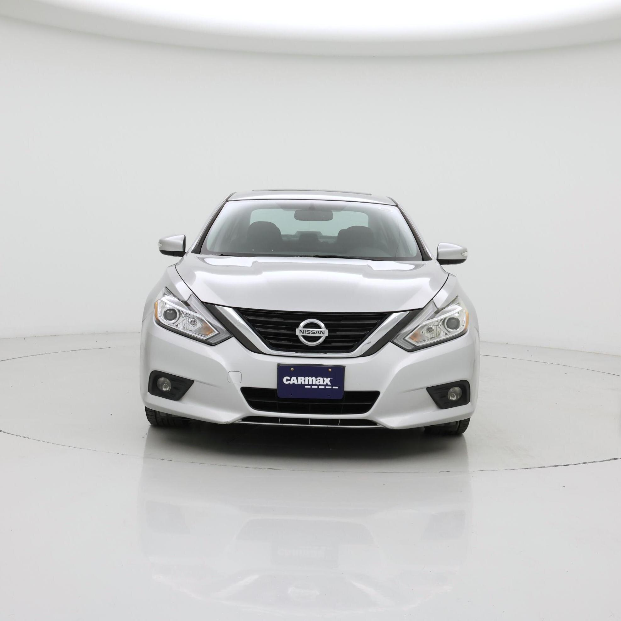 Thumbnail: 2016 Nissan Altima - 5