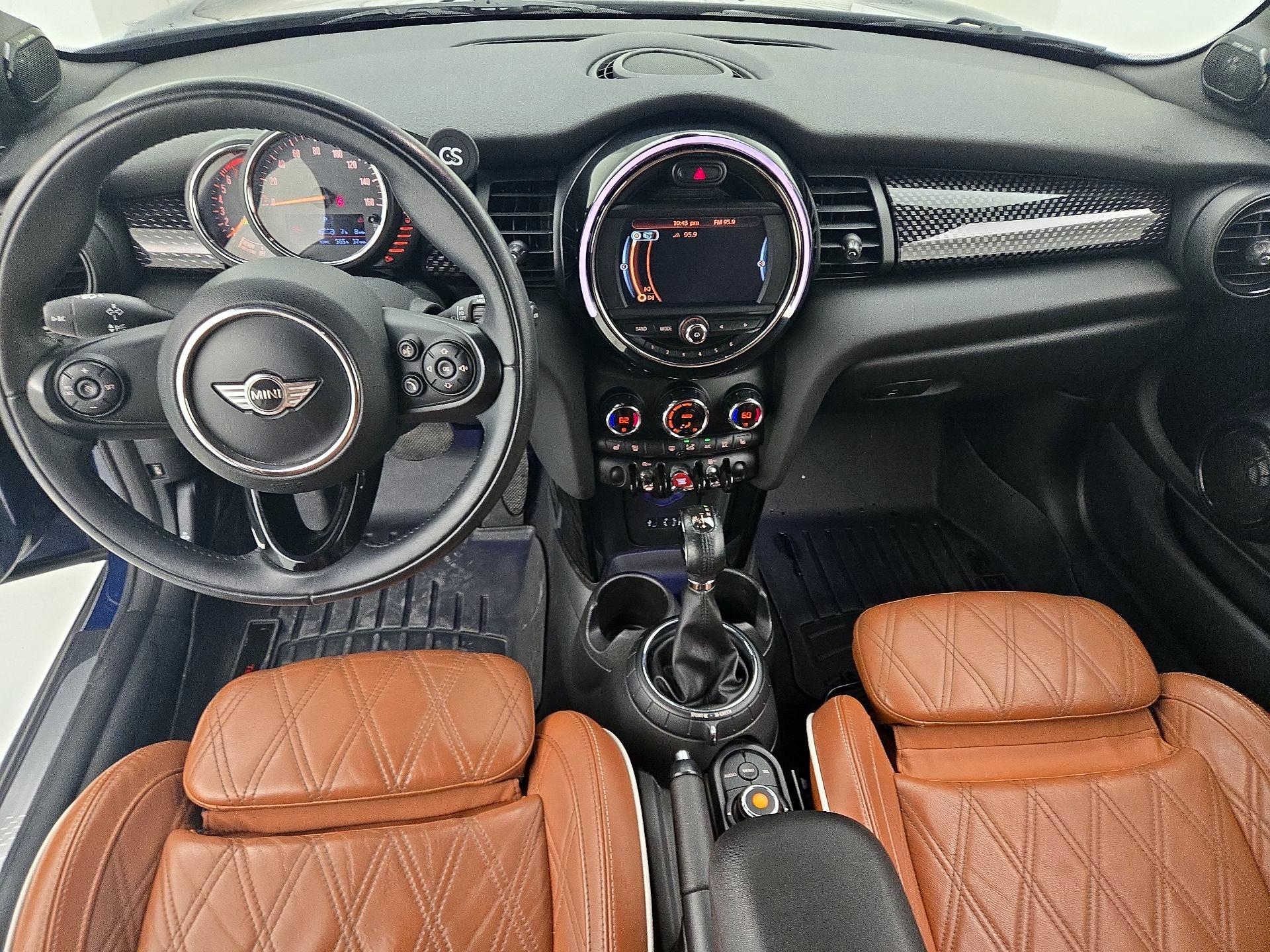 Thumbnail: 2016 MINI Cooper - 9