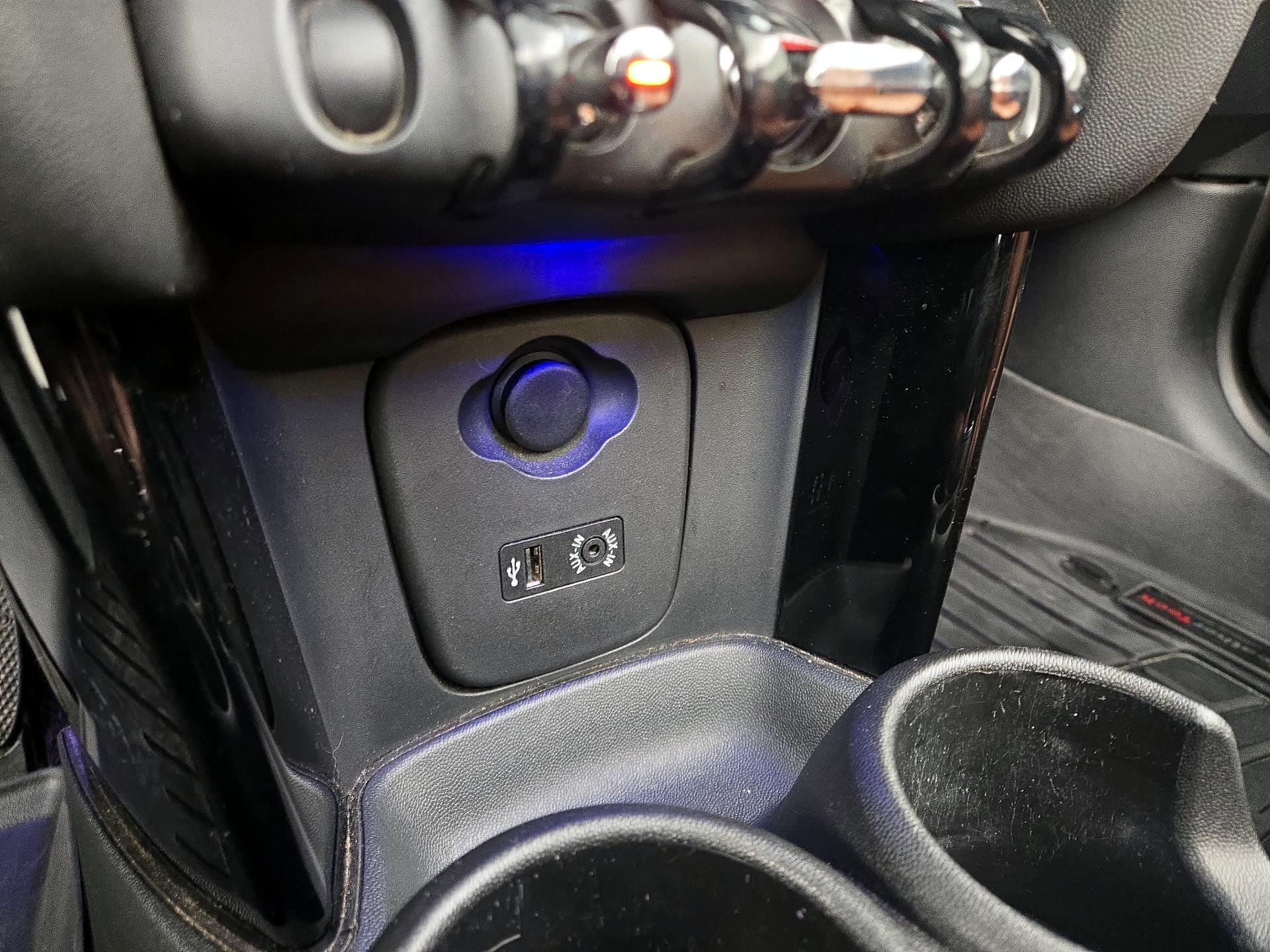 Thumbnail: 2016 MINI Cooper - 18