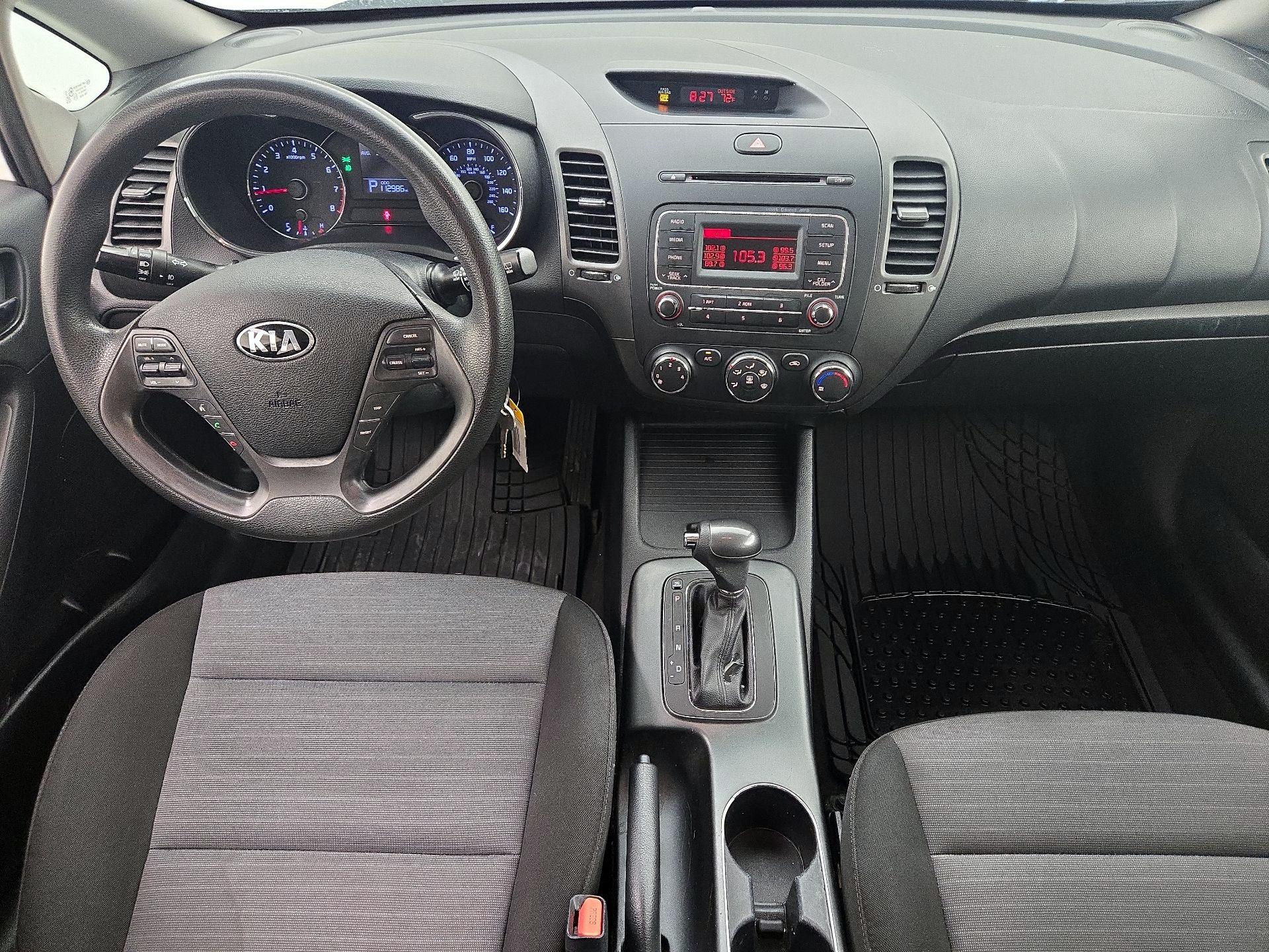 Thumbnail: 2016 Kia Forte - 9