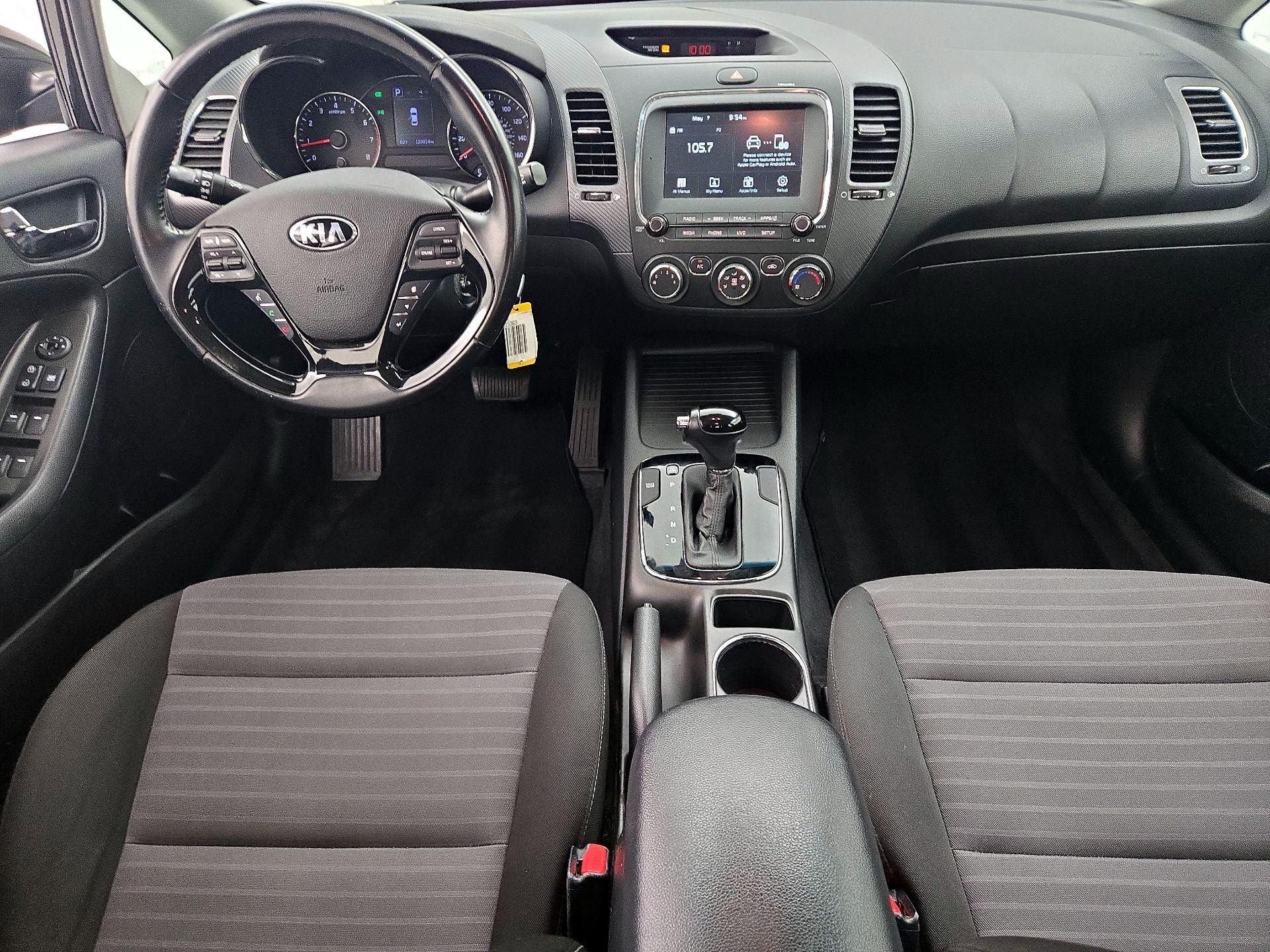 Thumbnail: 2017 Kia Forte - 9