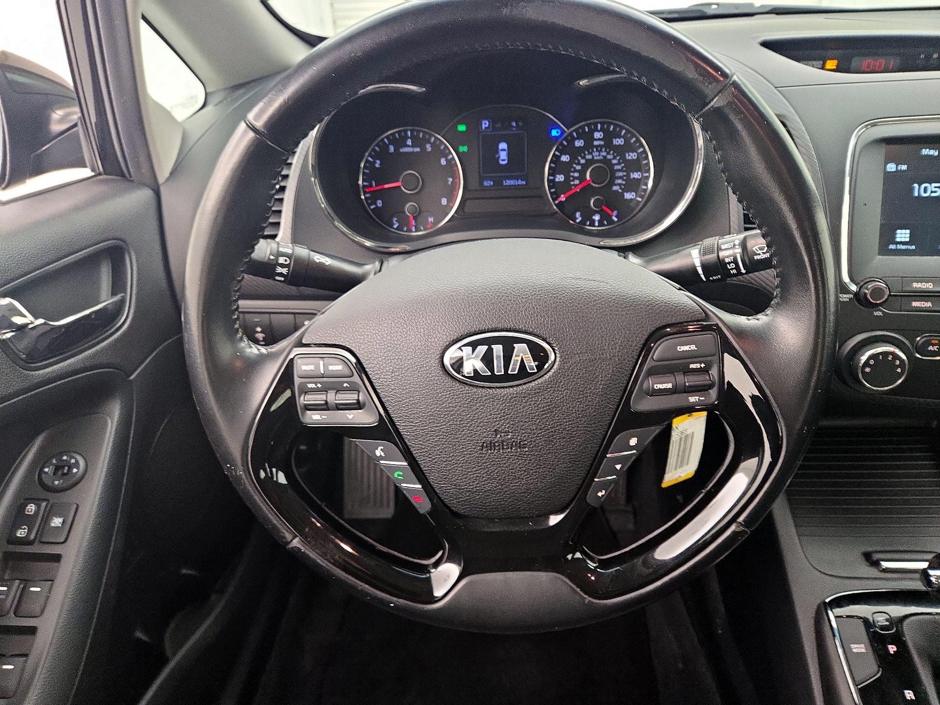 Thumbnail: 2017 Kia Forte - 10