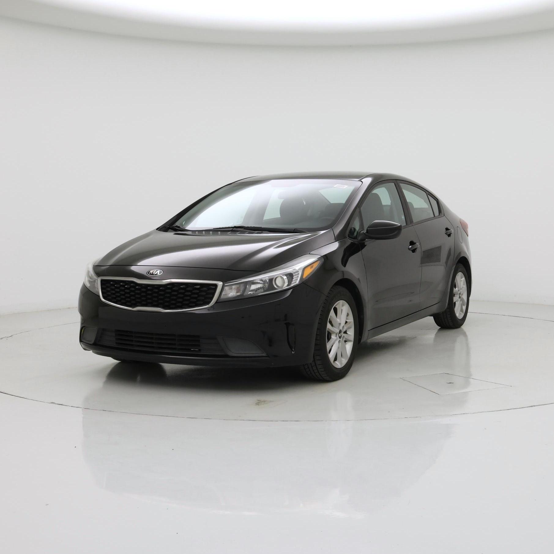 Thumbnail: 2017 Kia Forte - 4