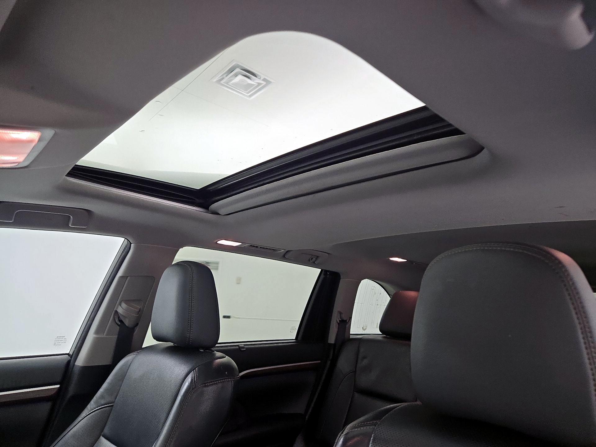 Thumbnail: 2016 Toyota Highlander - 19