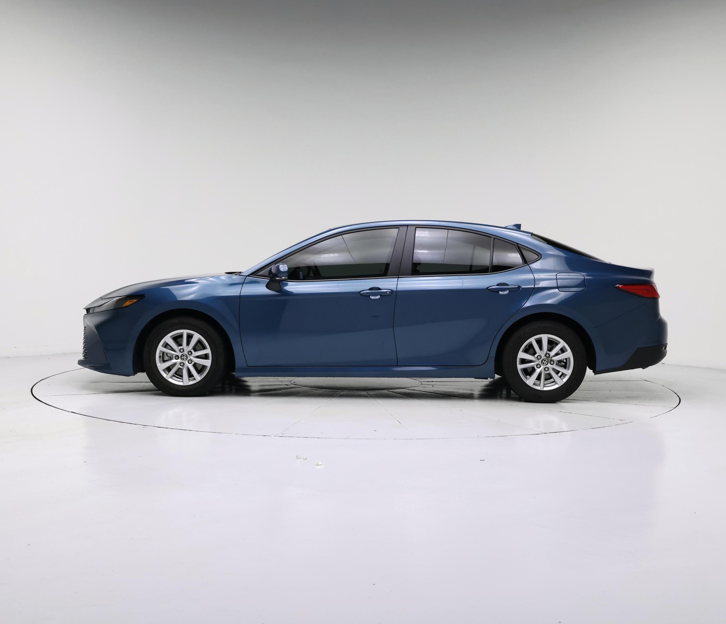 Thumbnail: 2026 Toyota Camry - 3