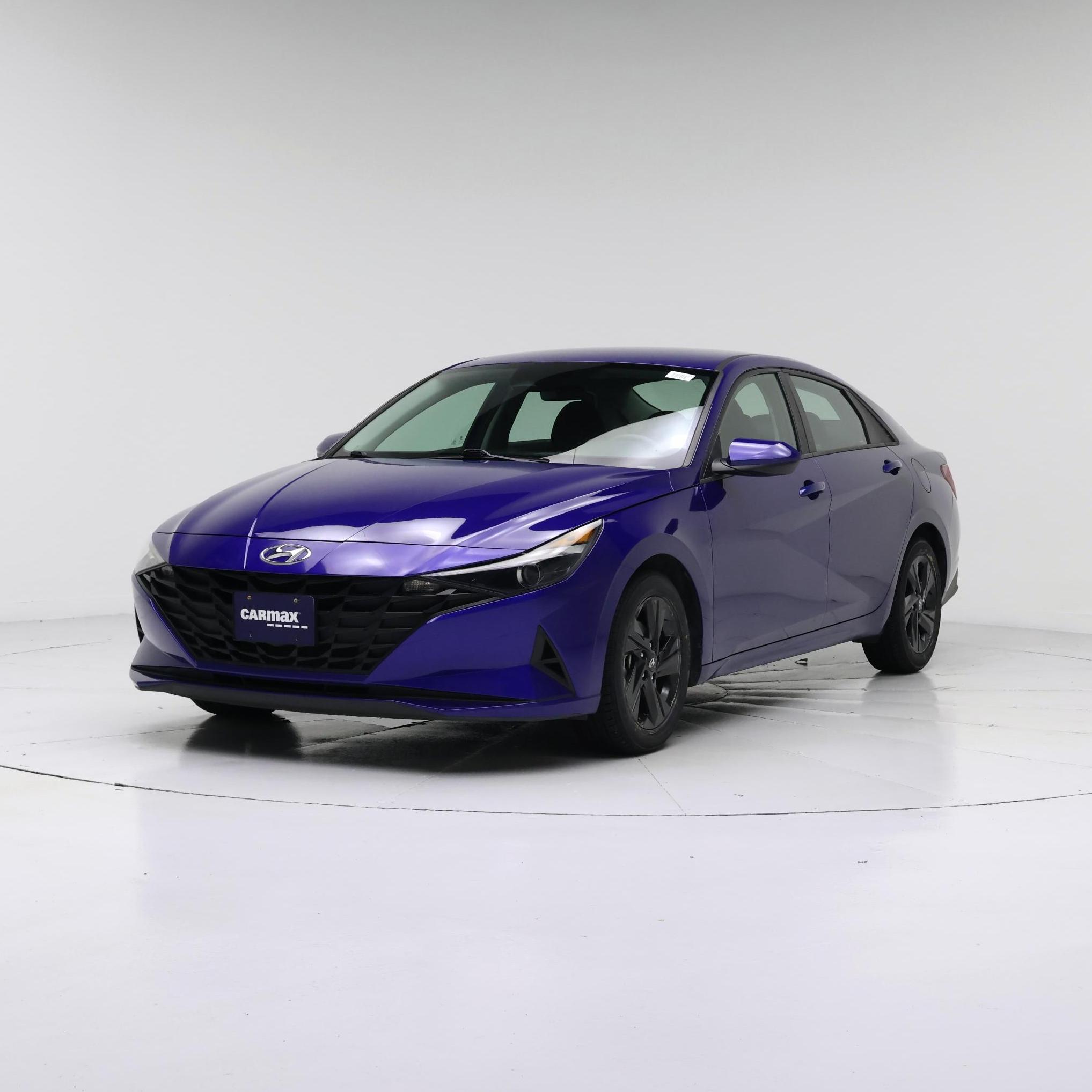 Thumbnail: 2023 Hyundai Elantra - 4