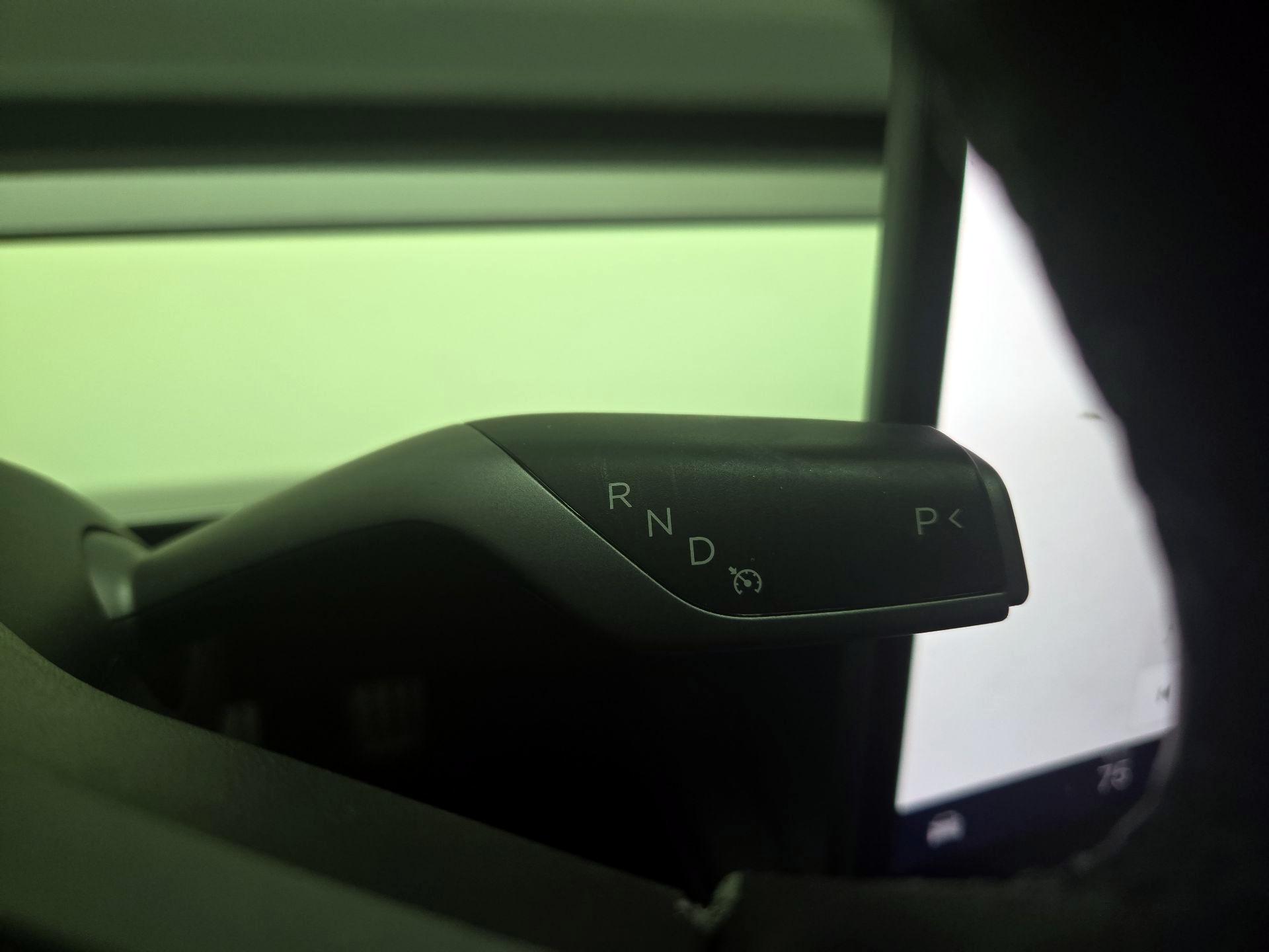 Thumbnail: 2022 Tesla Model 3 - 17
