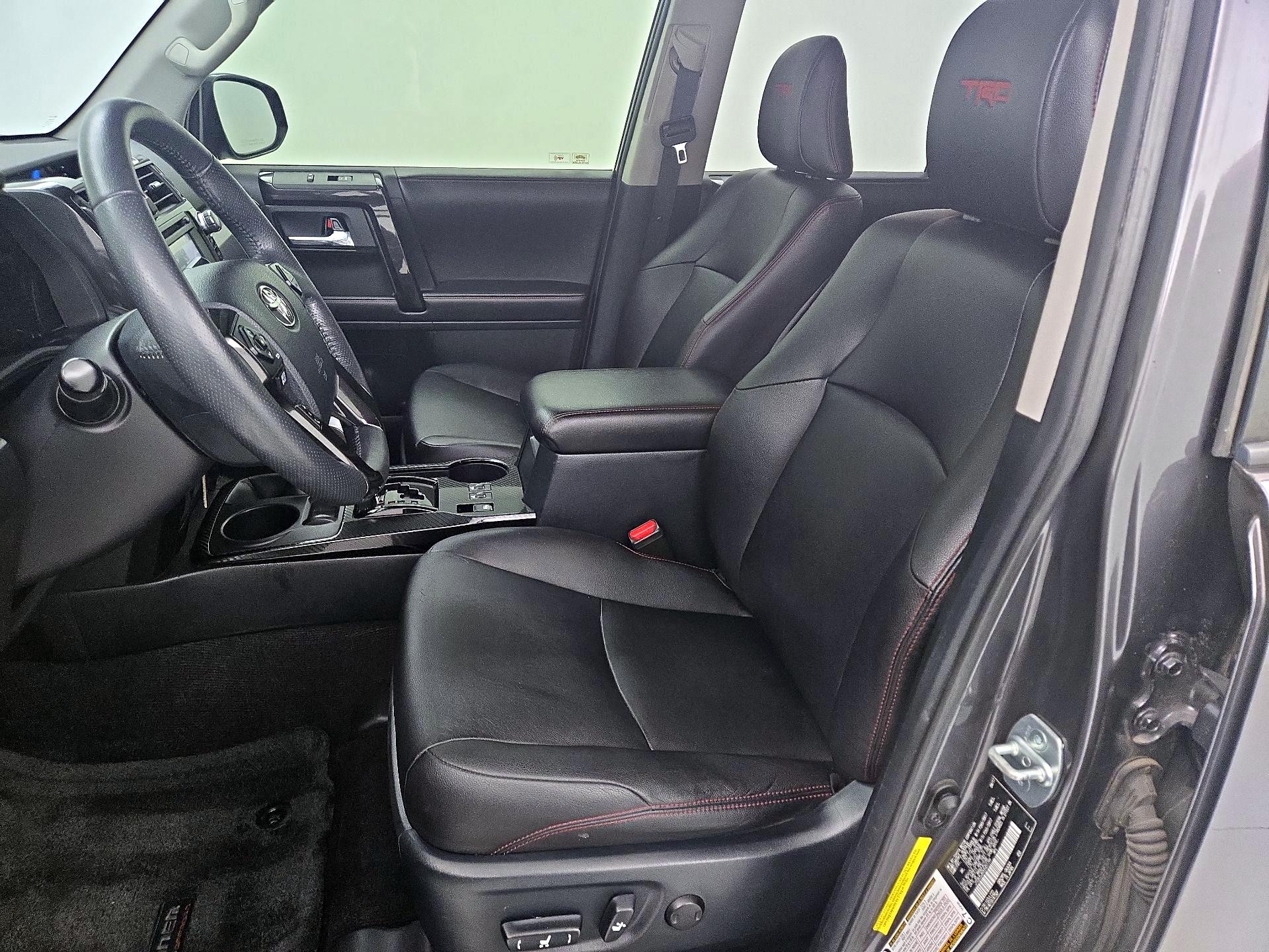 Thumbnail: 2017 Toyota 4Runner - 11