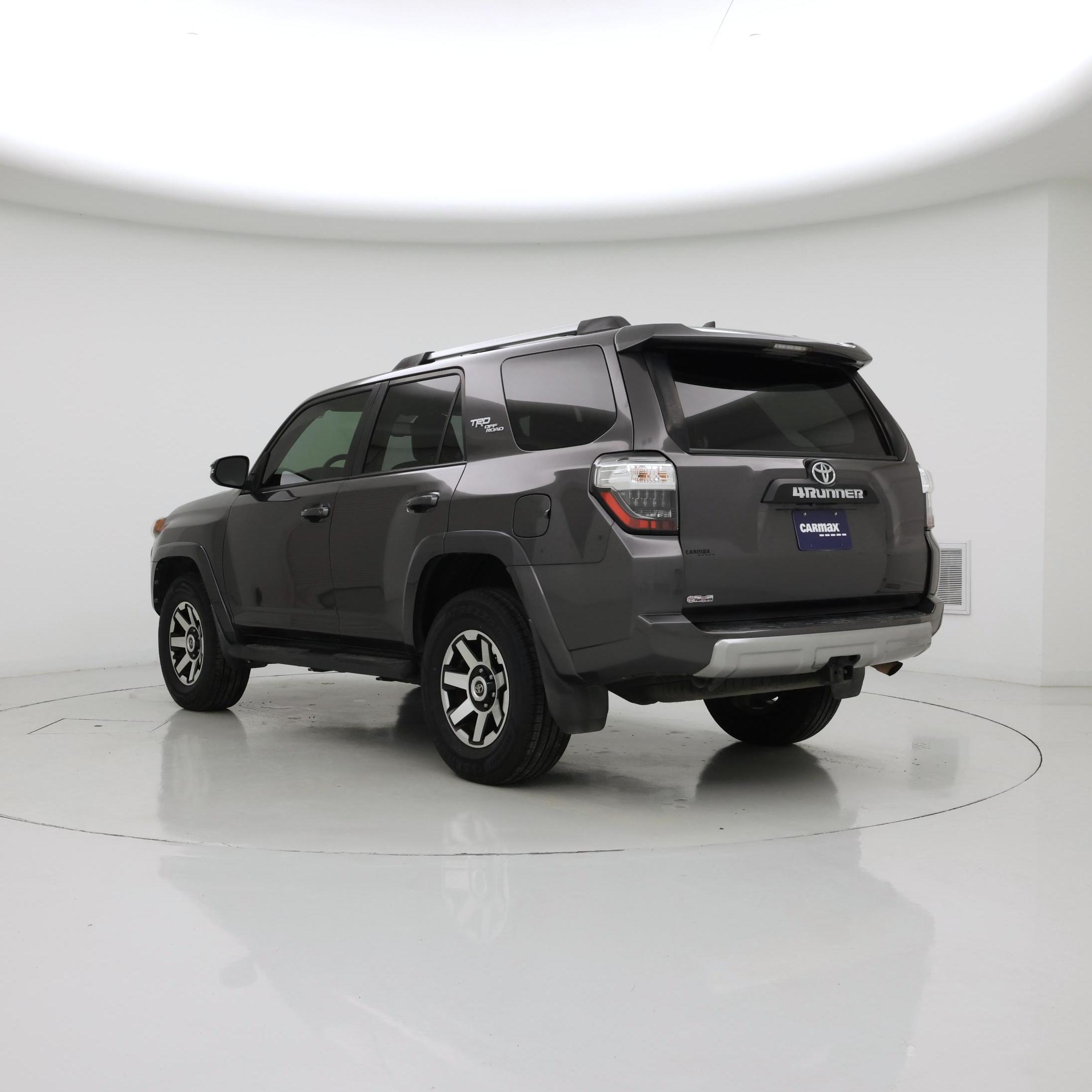Thumbnail: 2017 Toyota 4Runner - 2