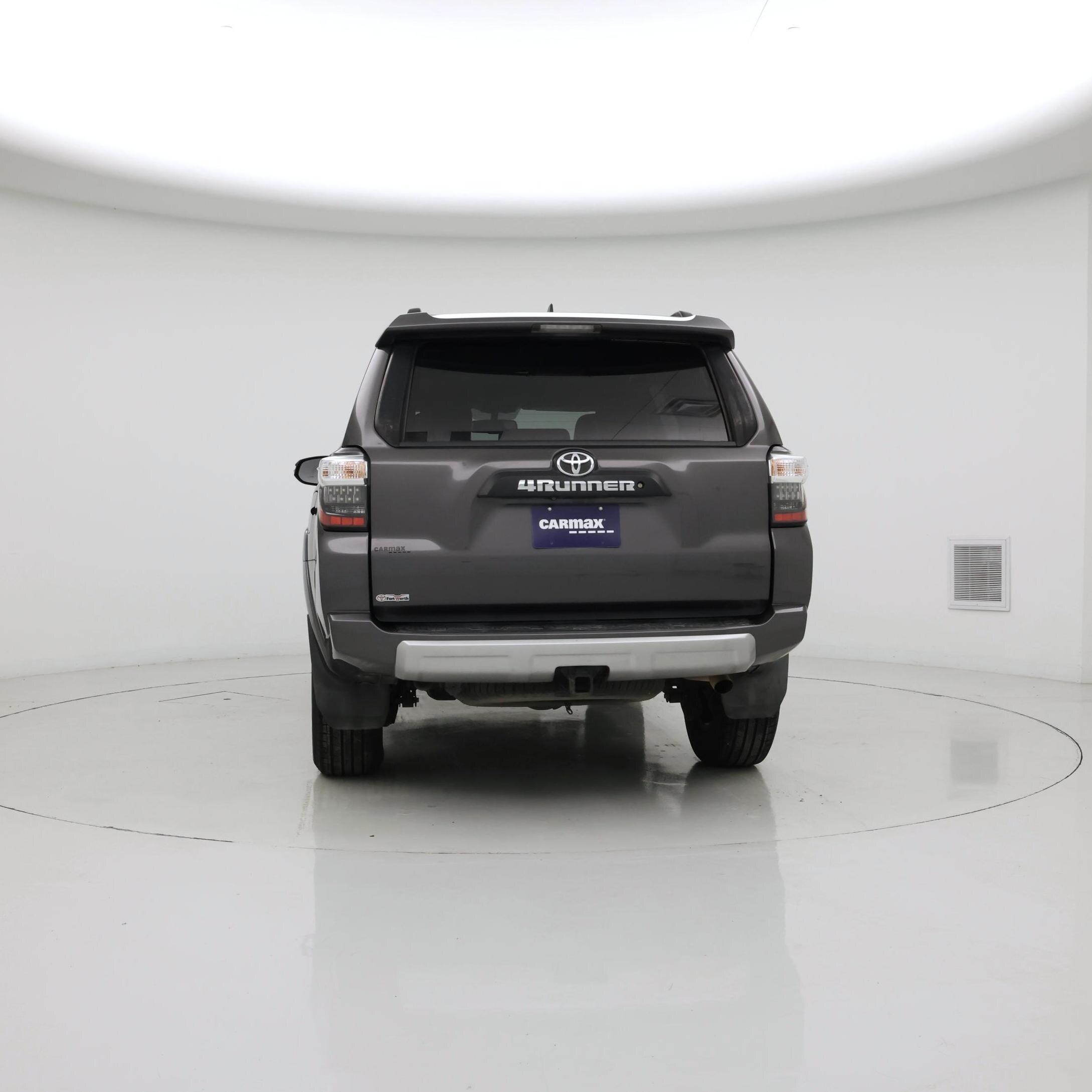 Thumbnail: 2017 Toyota 4Runner - 6