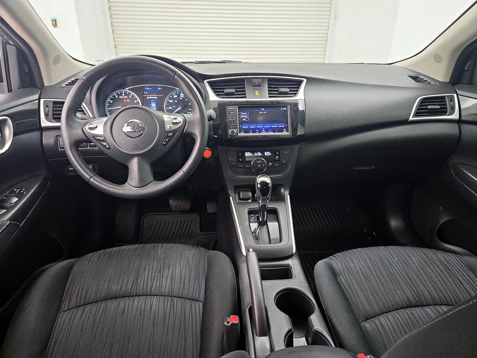 Thumbnail: 2019 Nissan Sentra - 9