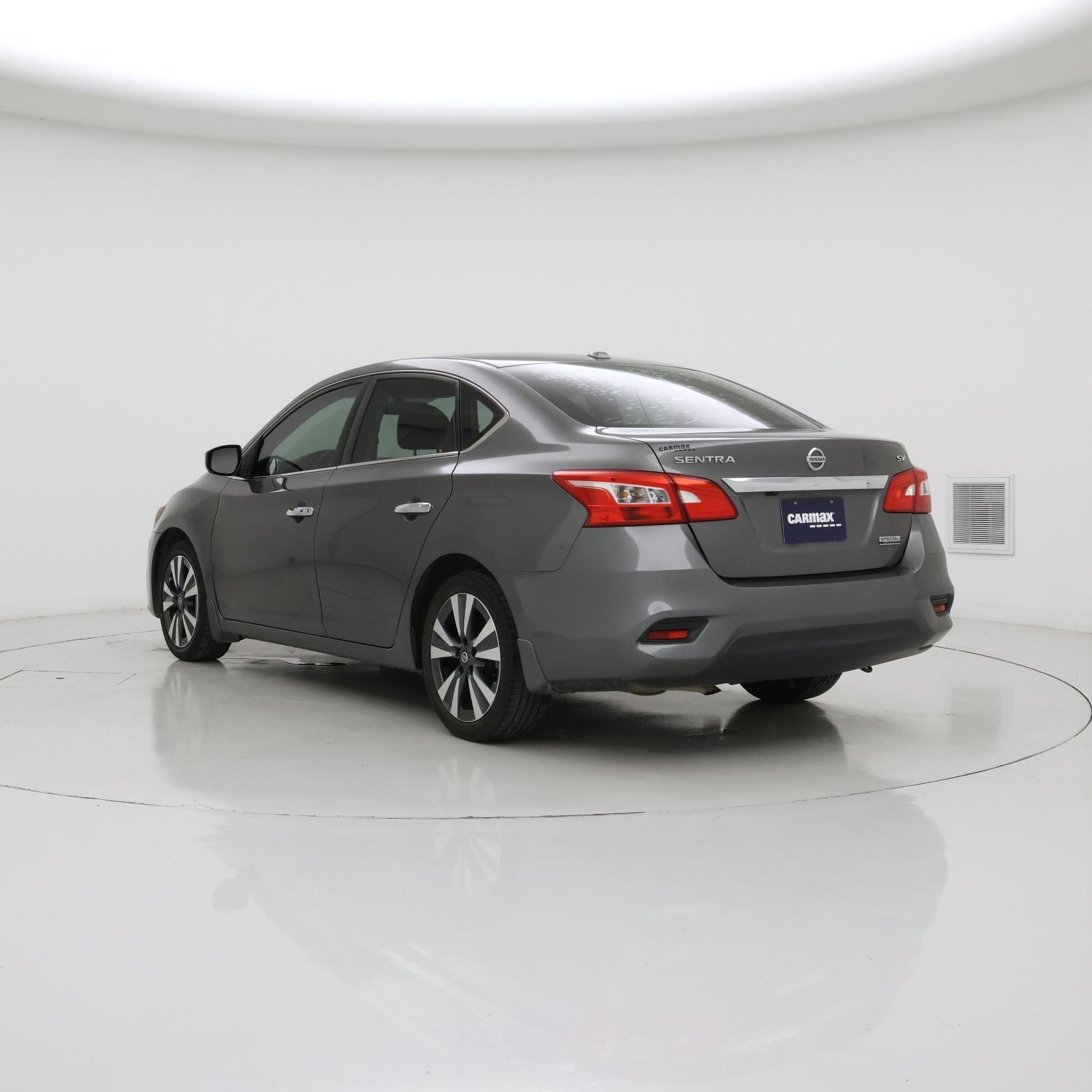 Thumbnail: 2019 Nissan Sentra - 2