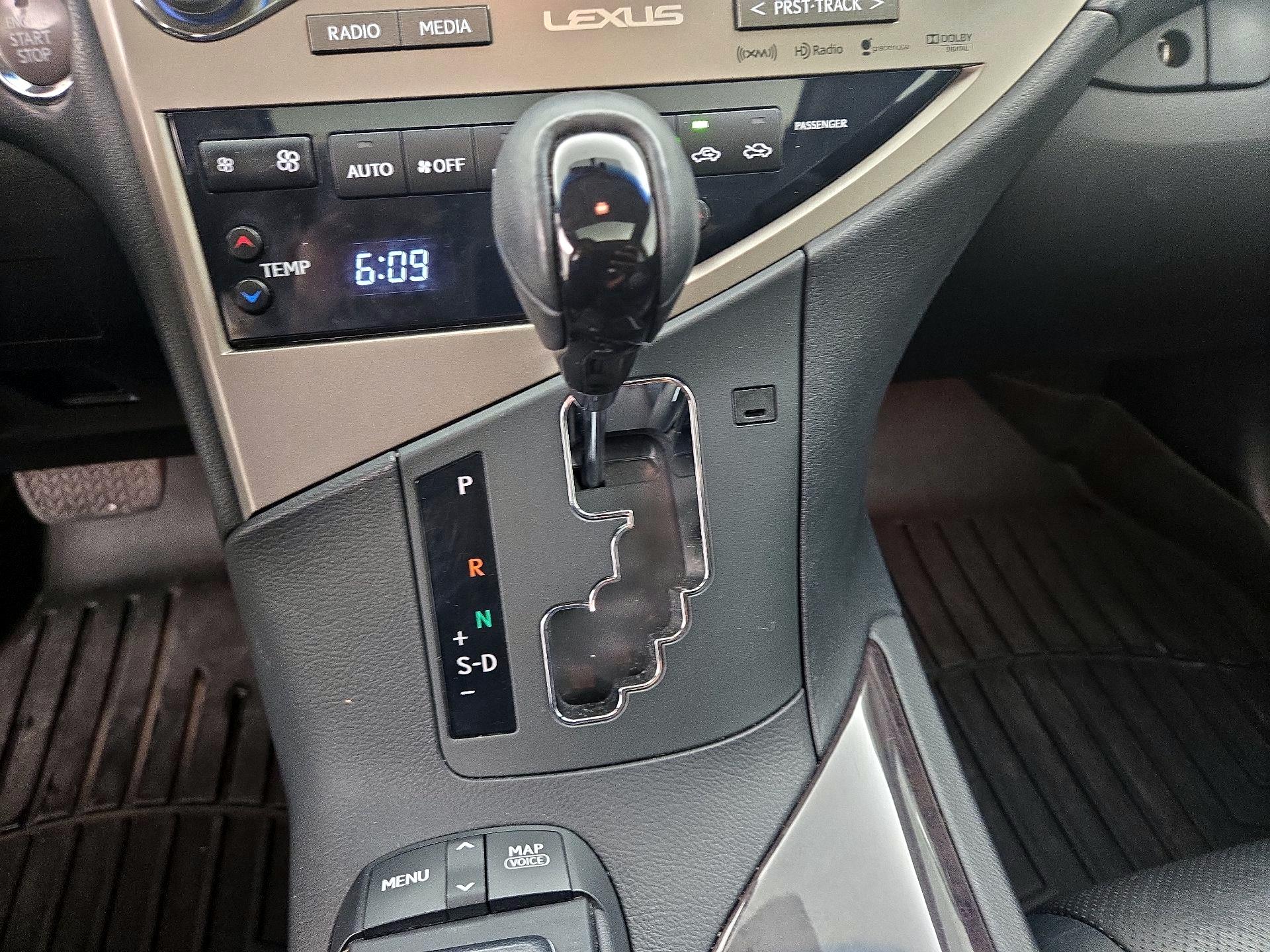 Thumbnail: 2015 Lexus RX - 18