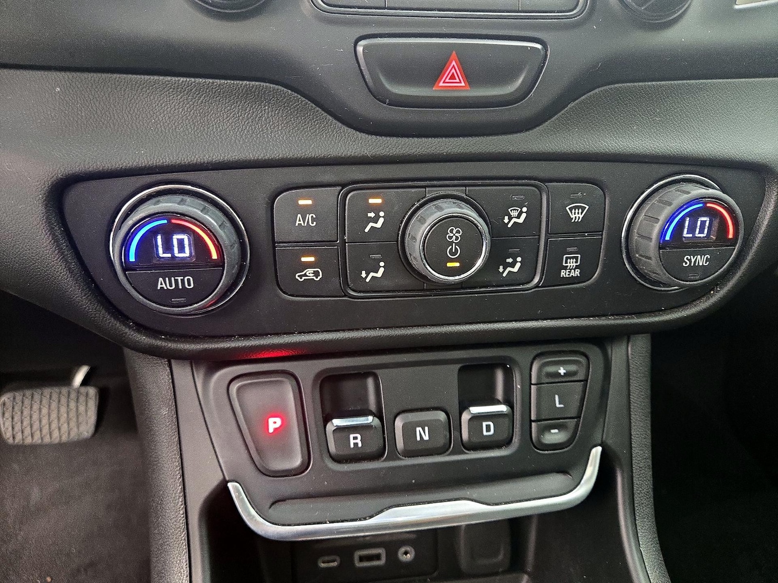 2018 GMC Terrain Denali - Photo 18