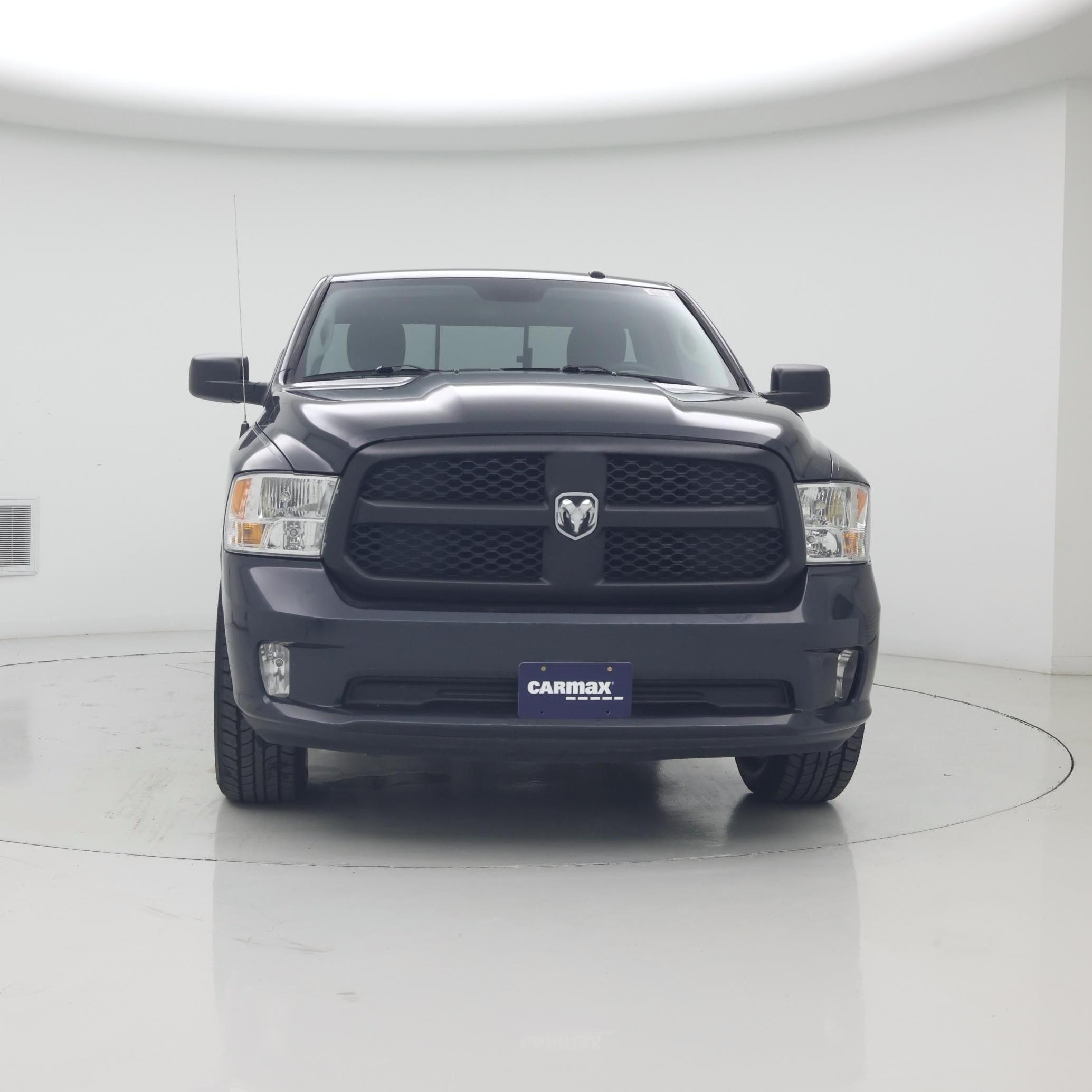 Thumbnail: 2019 RAM 1500 Classic - 5
