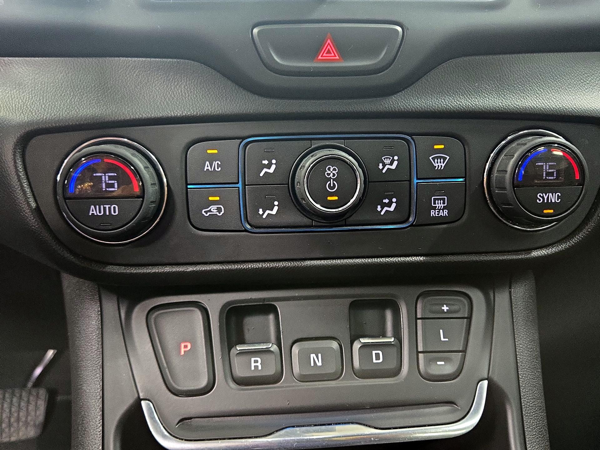 Thumbnail: 2021 GMC Terrain - 16