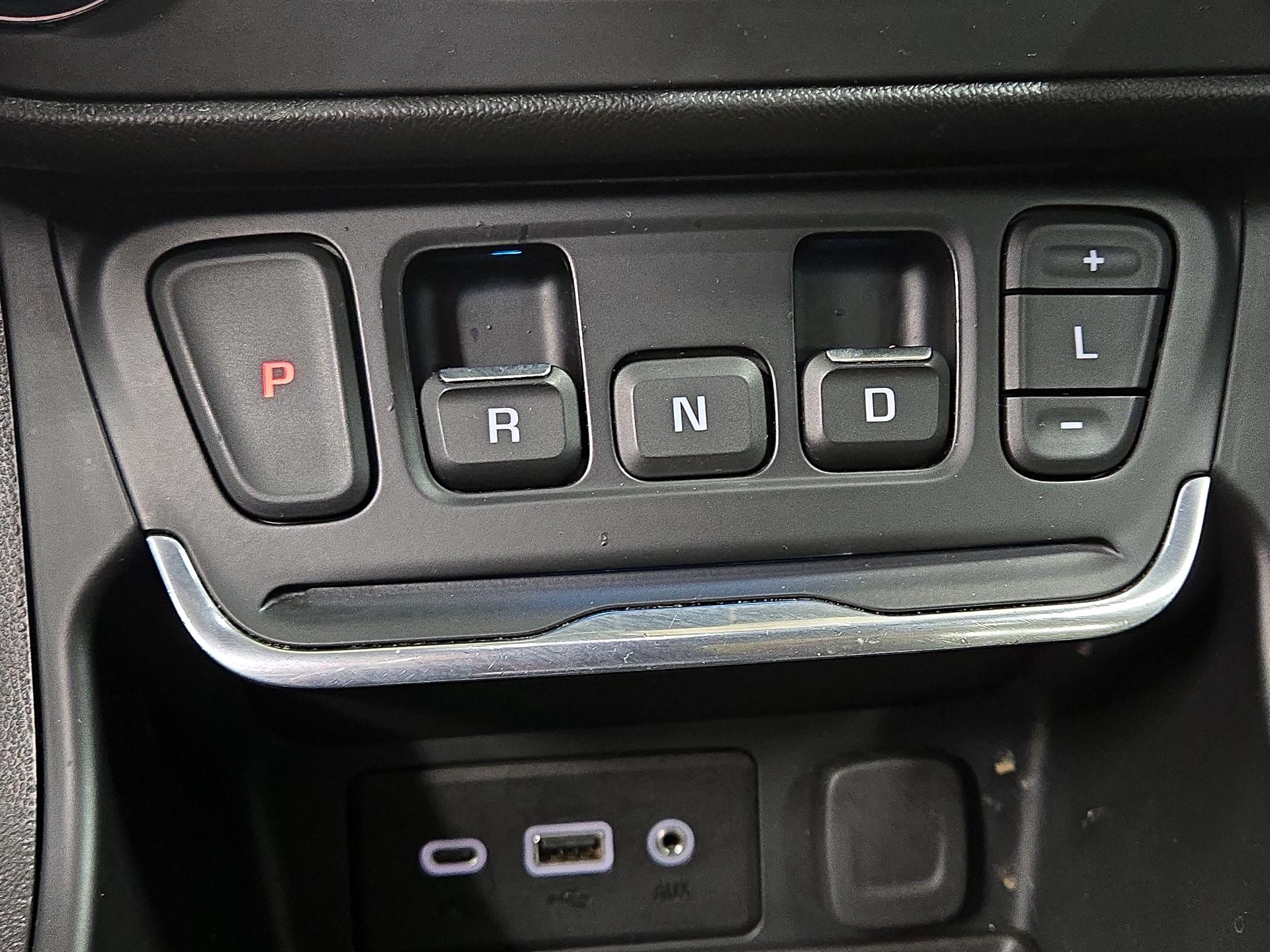 Thumbnail: 2021 GMC Terrain - 17