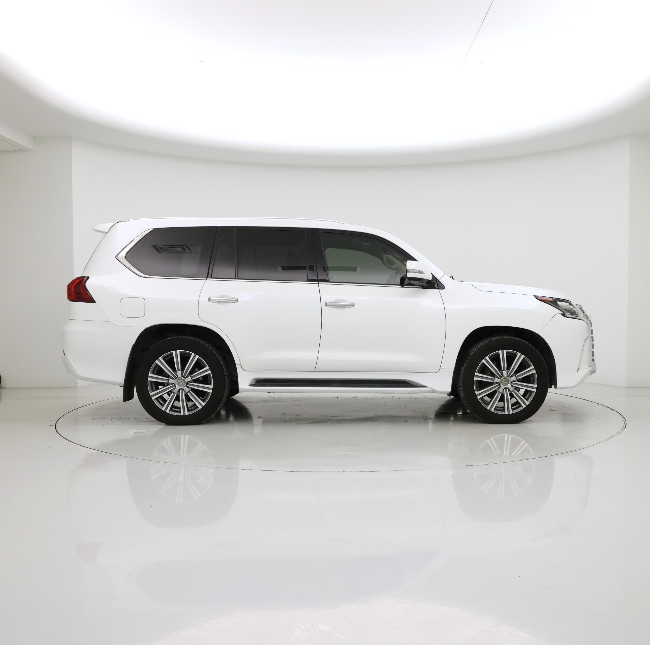 Thumbnail: 2017 Lexus LX - 7