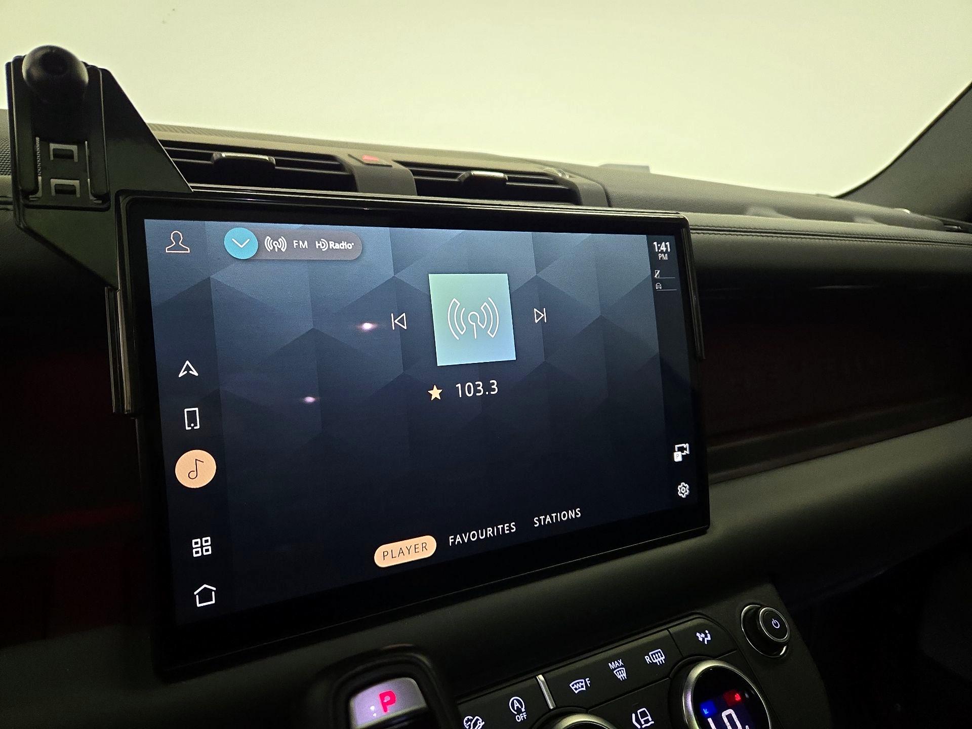 Thumbnail: 2024 Land Rover Defender - 16