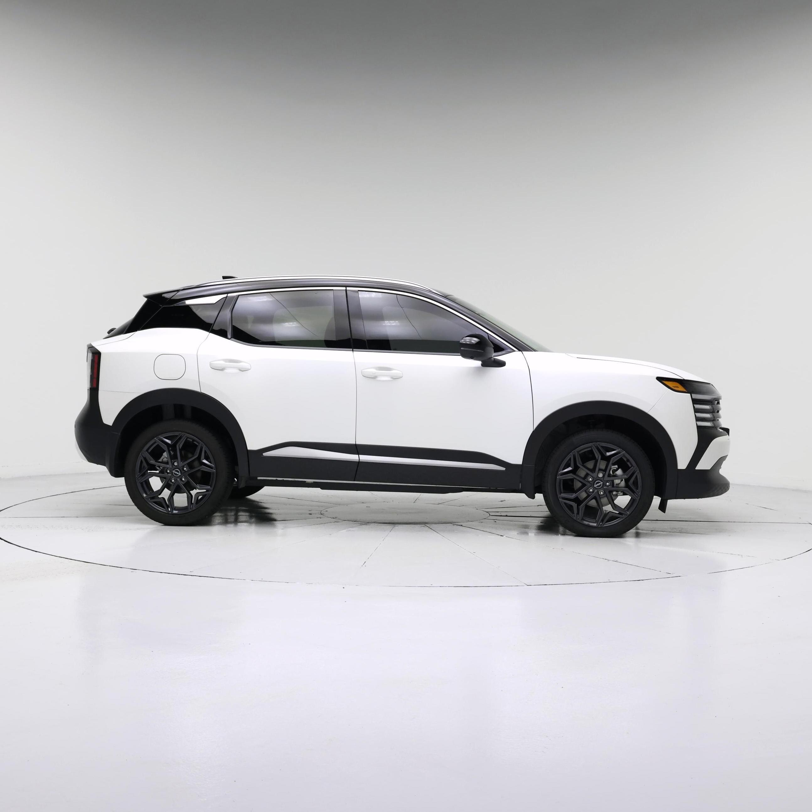Thumbnail: 2026 Nissan Kicks - 7