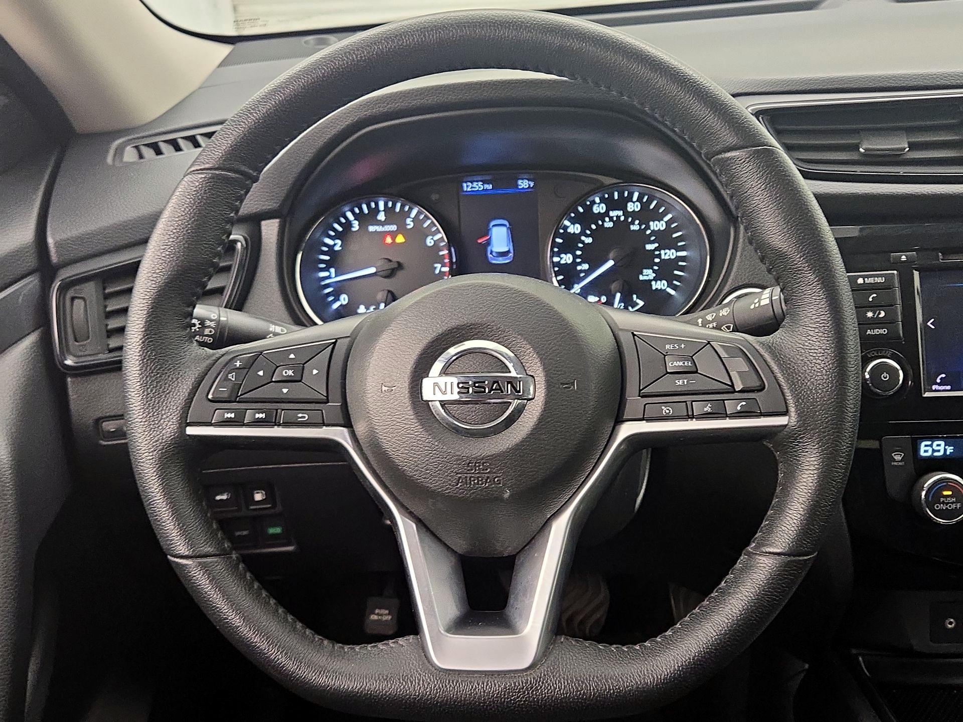 Thumbnail: 2019 Nissan Rogue - 10
