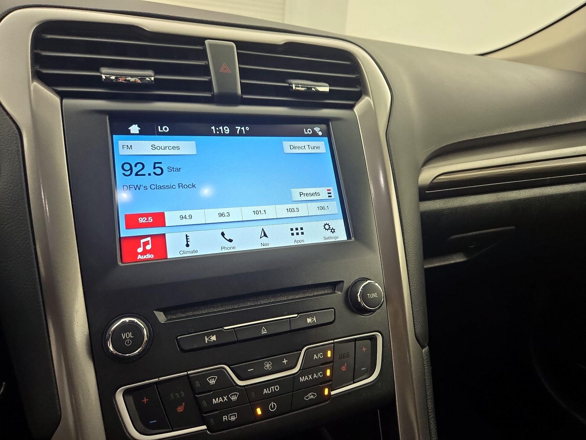 Thumbnail: 2018 Ford Fusion - 16