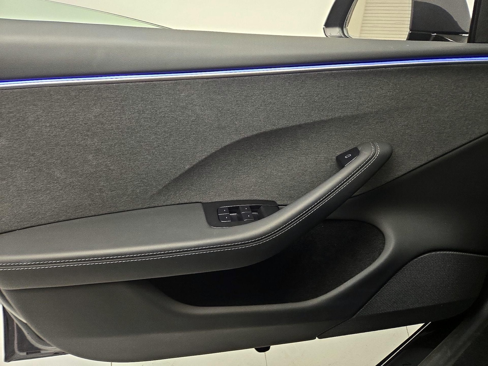 2024 Tesla Model 3 Long Range - Photo 13