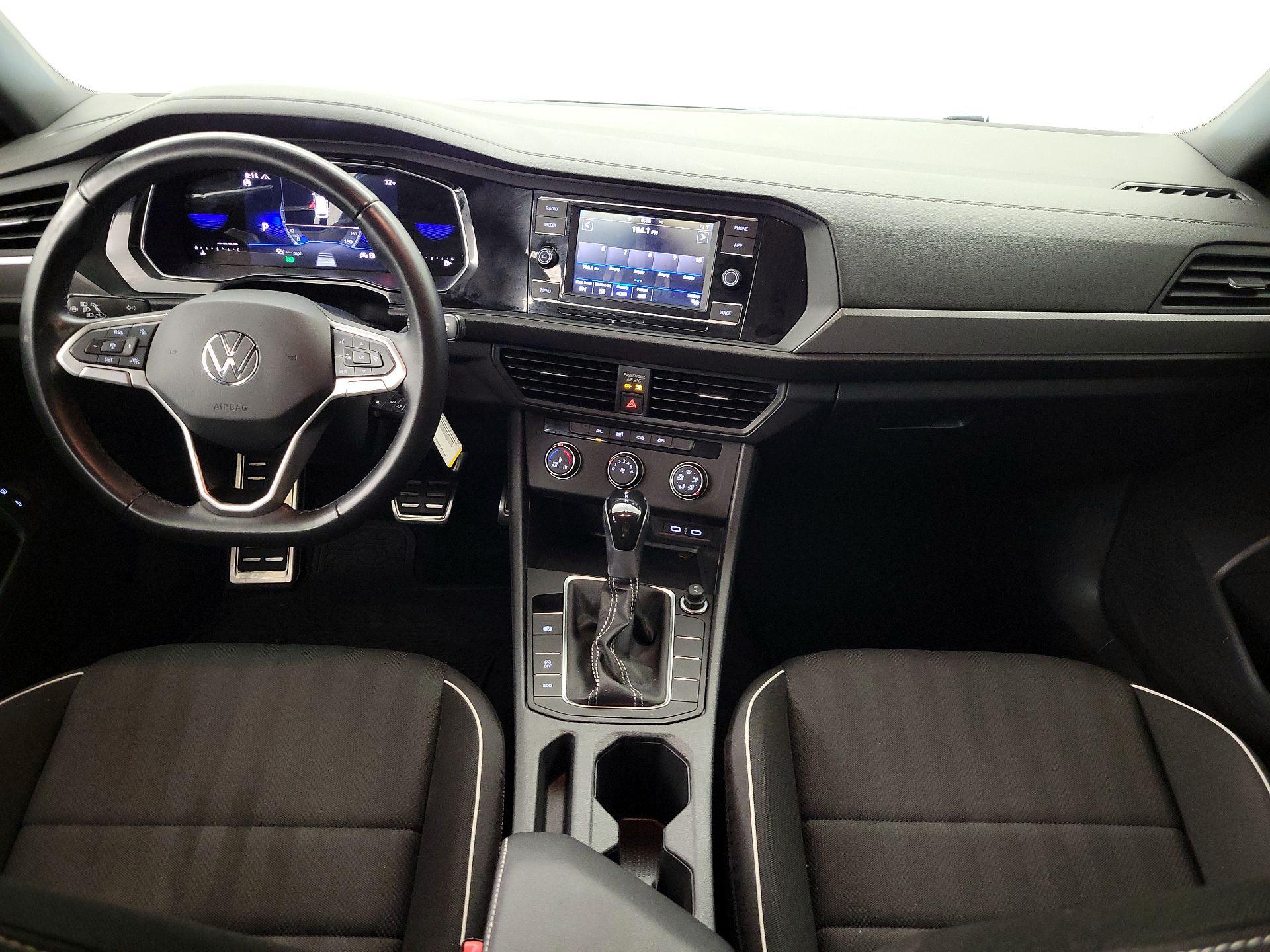 Thumbnail: 2023 Volkswagen Jetta - 9