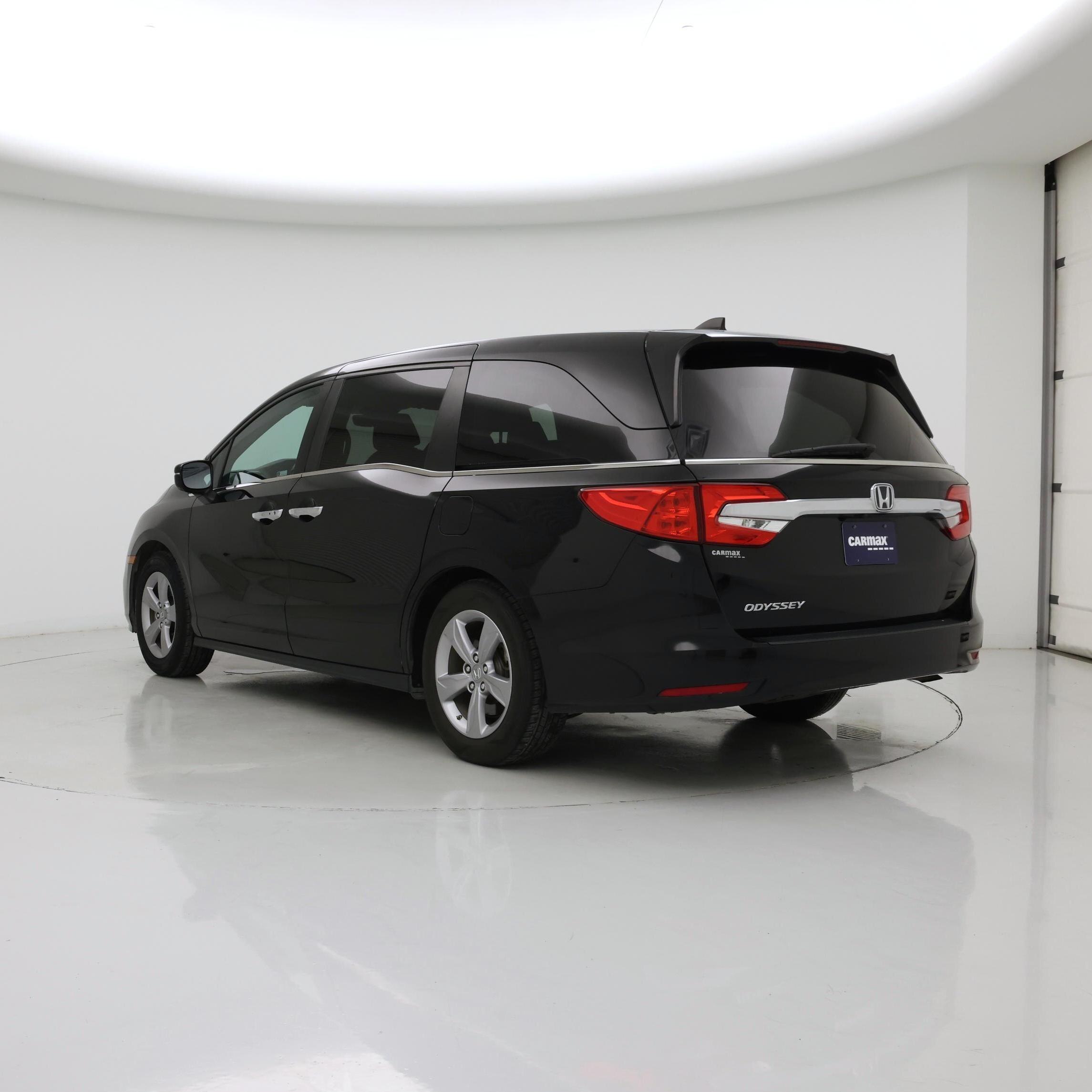 Thumbnail: 2019 Honda Odyssey - 2