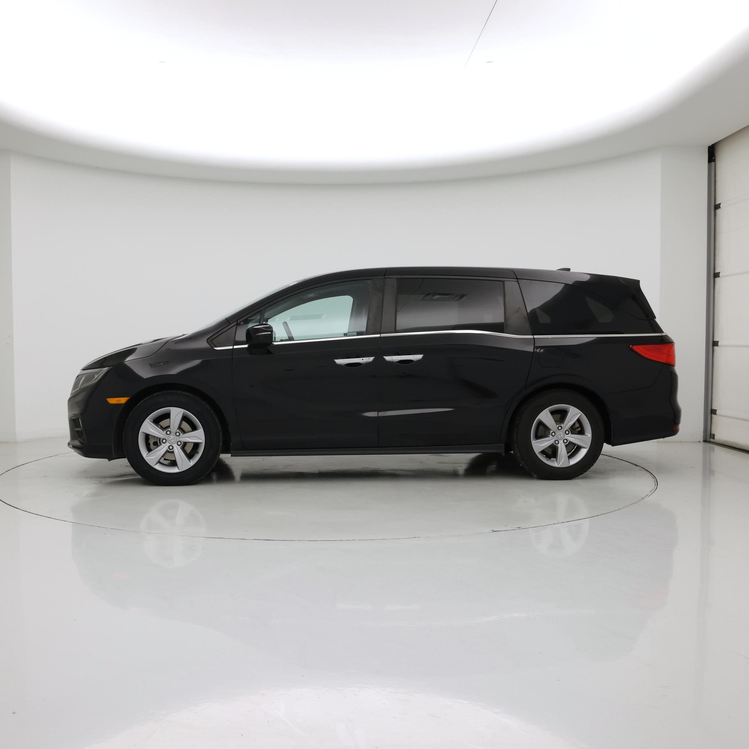 Thumbnail: 2019 Honda Odyssey - 3