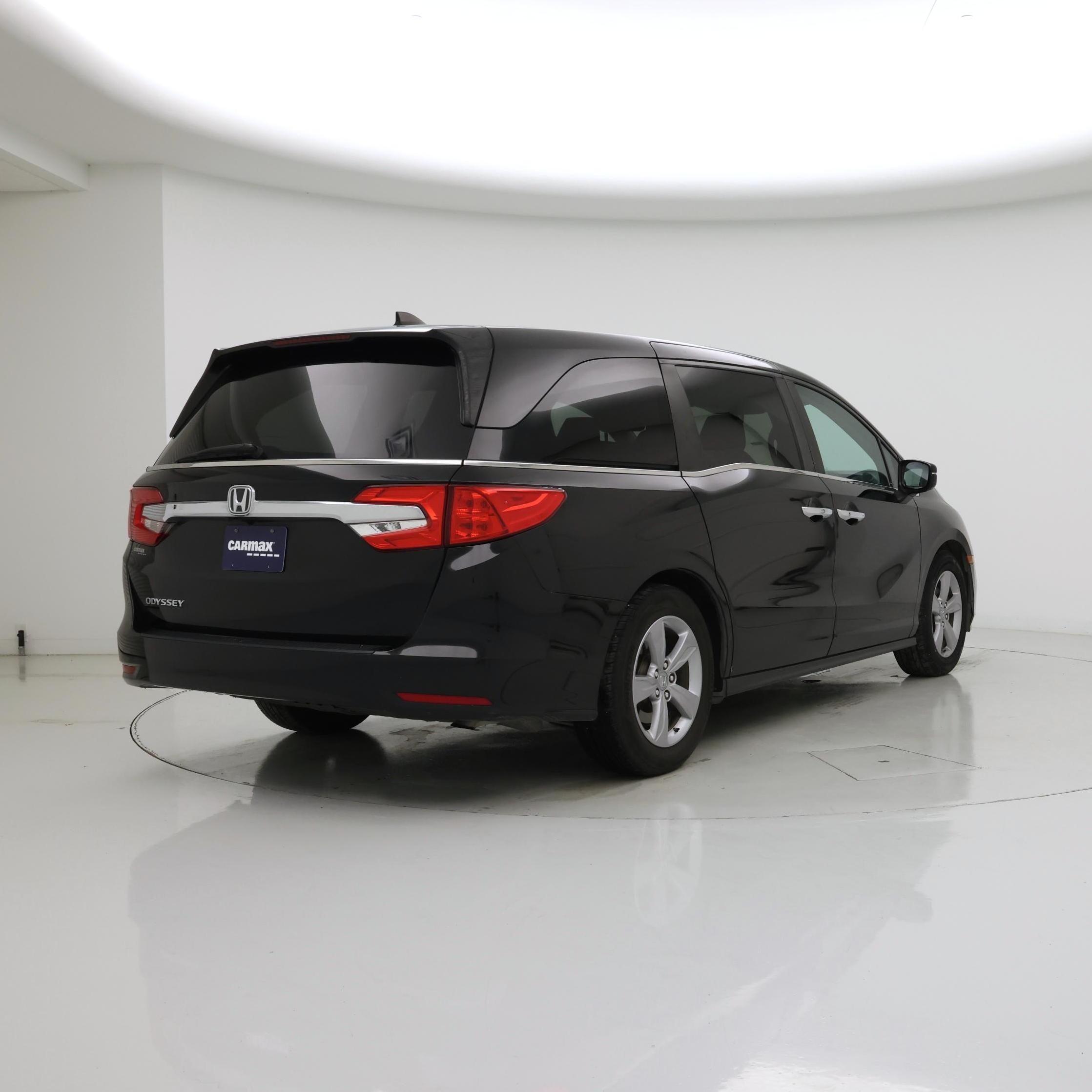 Thumbnail: 2019 Honda Odyssey - 8