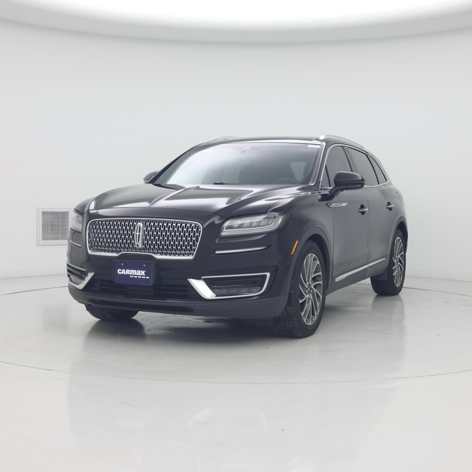 Thumbnail: 2019 Lincoln Nautilus - 4