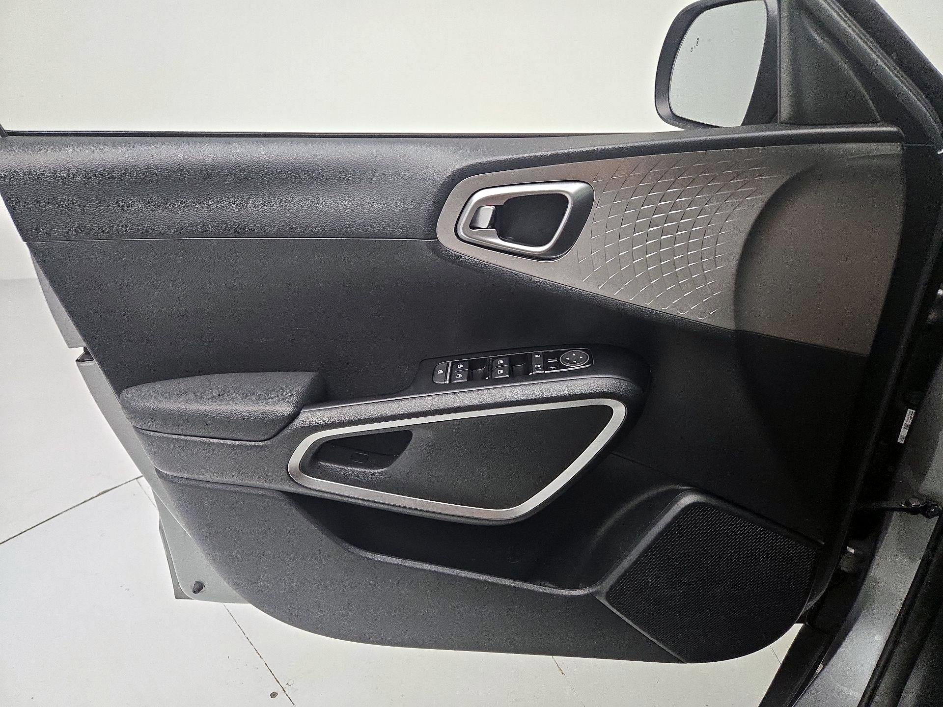 Thumbnail: 2024 Kia Soul - 12