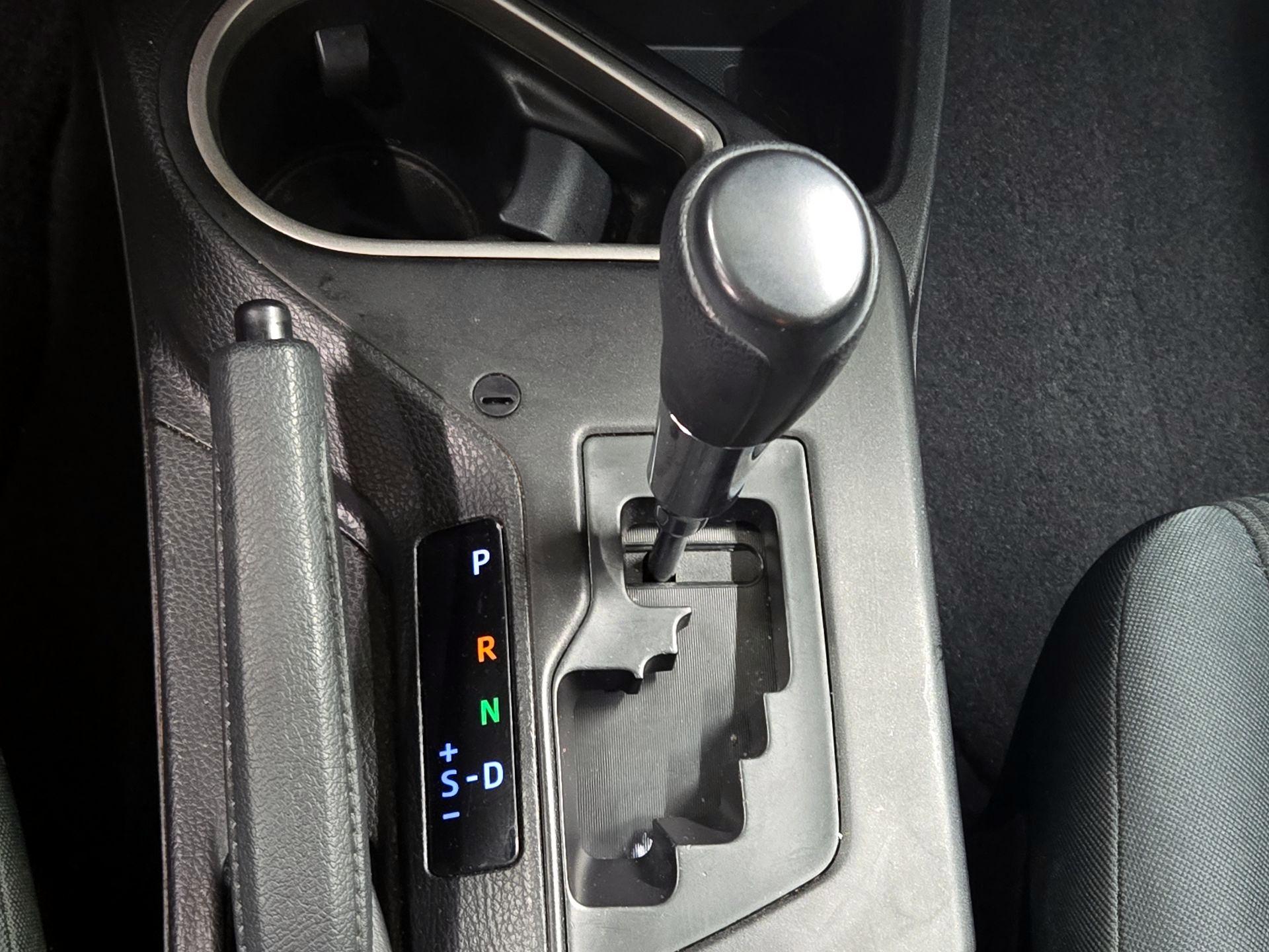 Thumbnail: 2016 Toyota RAV4 - 17