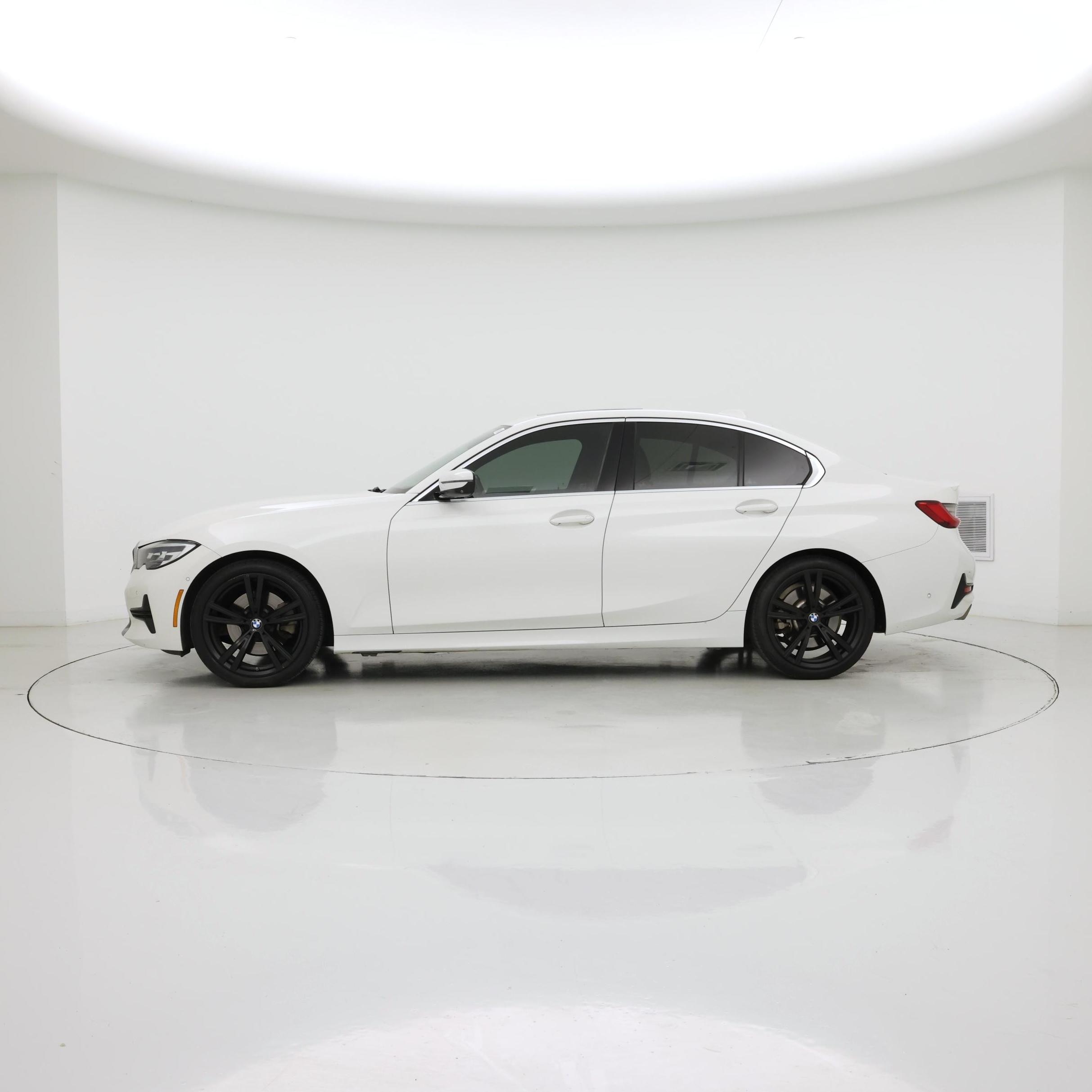 Thumbnail: 2020 BMW 3 Series - 3
