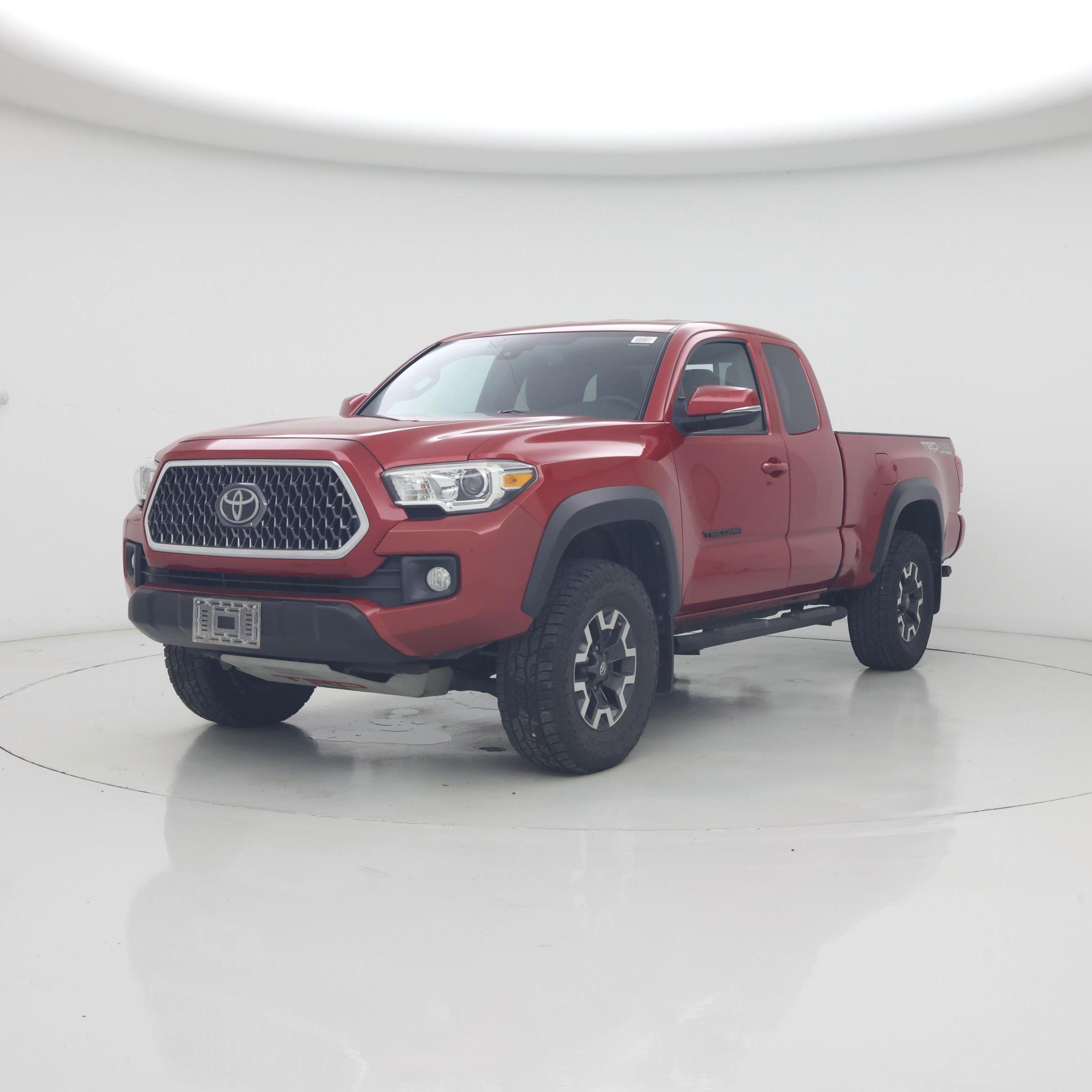Thumbnail: 2019 Toyota Tacoma - 4