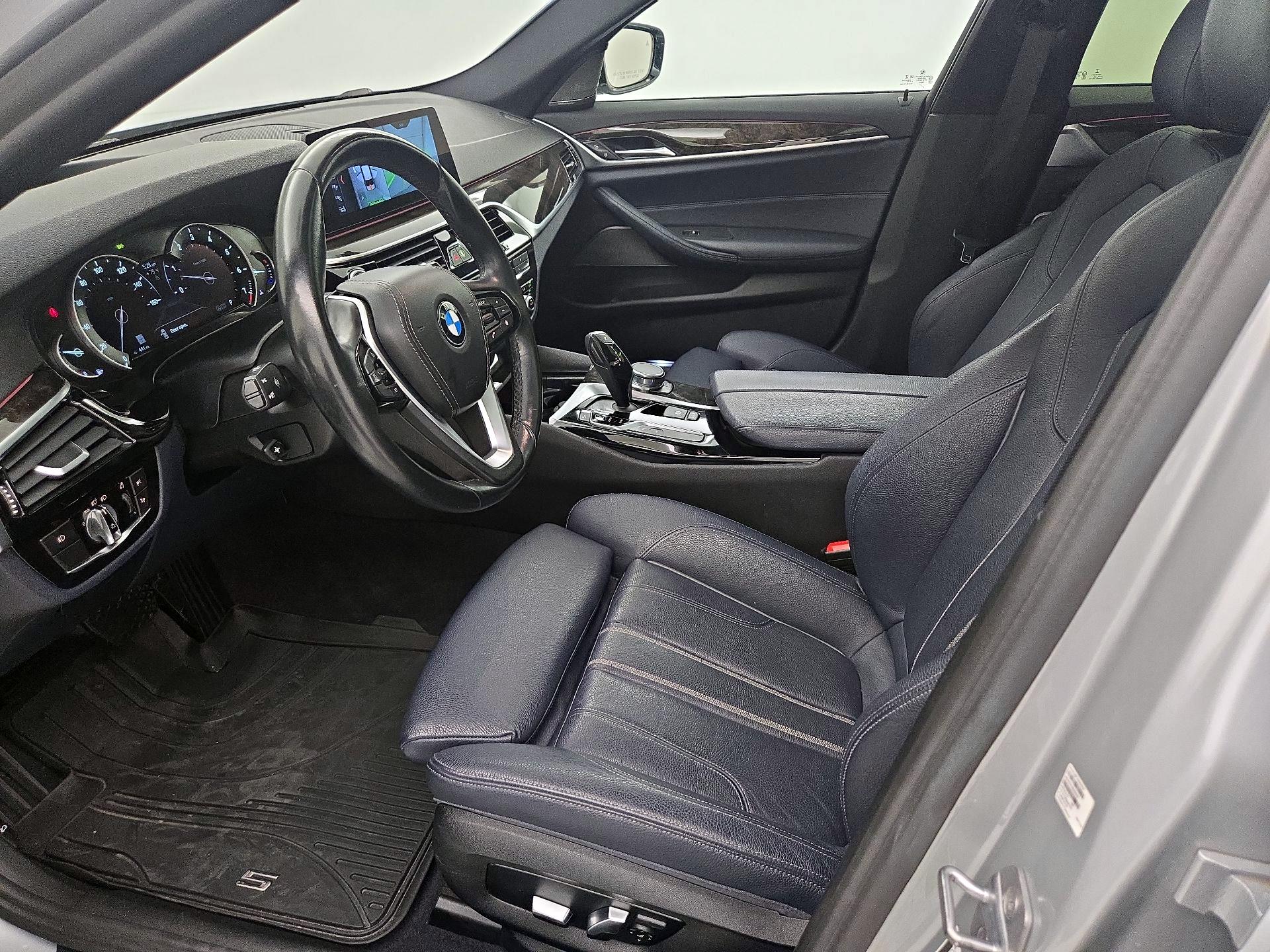 Thumbnail: 2017 BMW 5 Series - 11