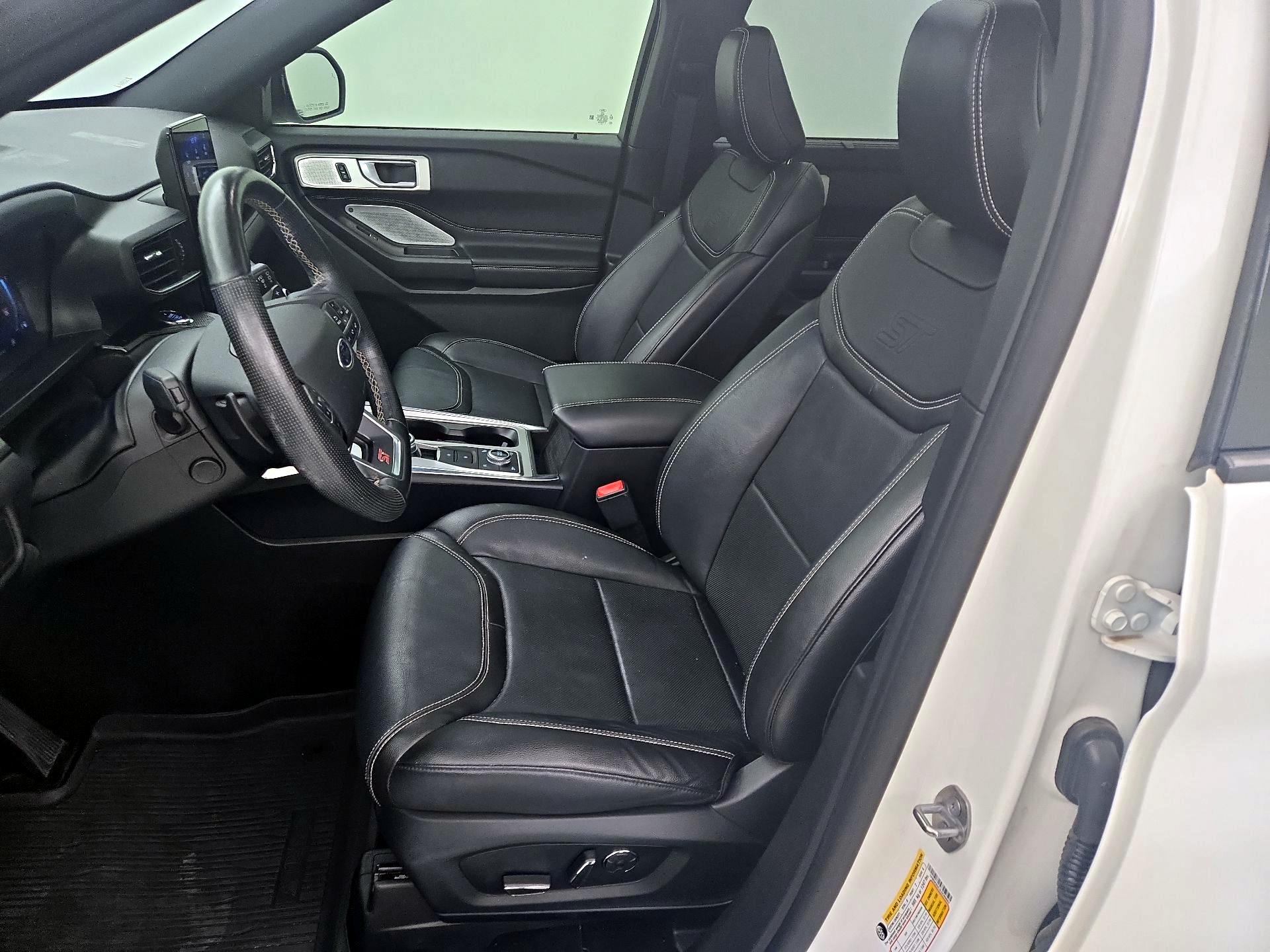 Thumbnail: 2020 Ford Explorer - 11