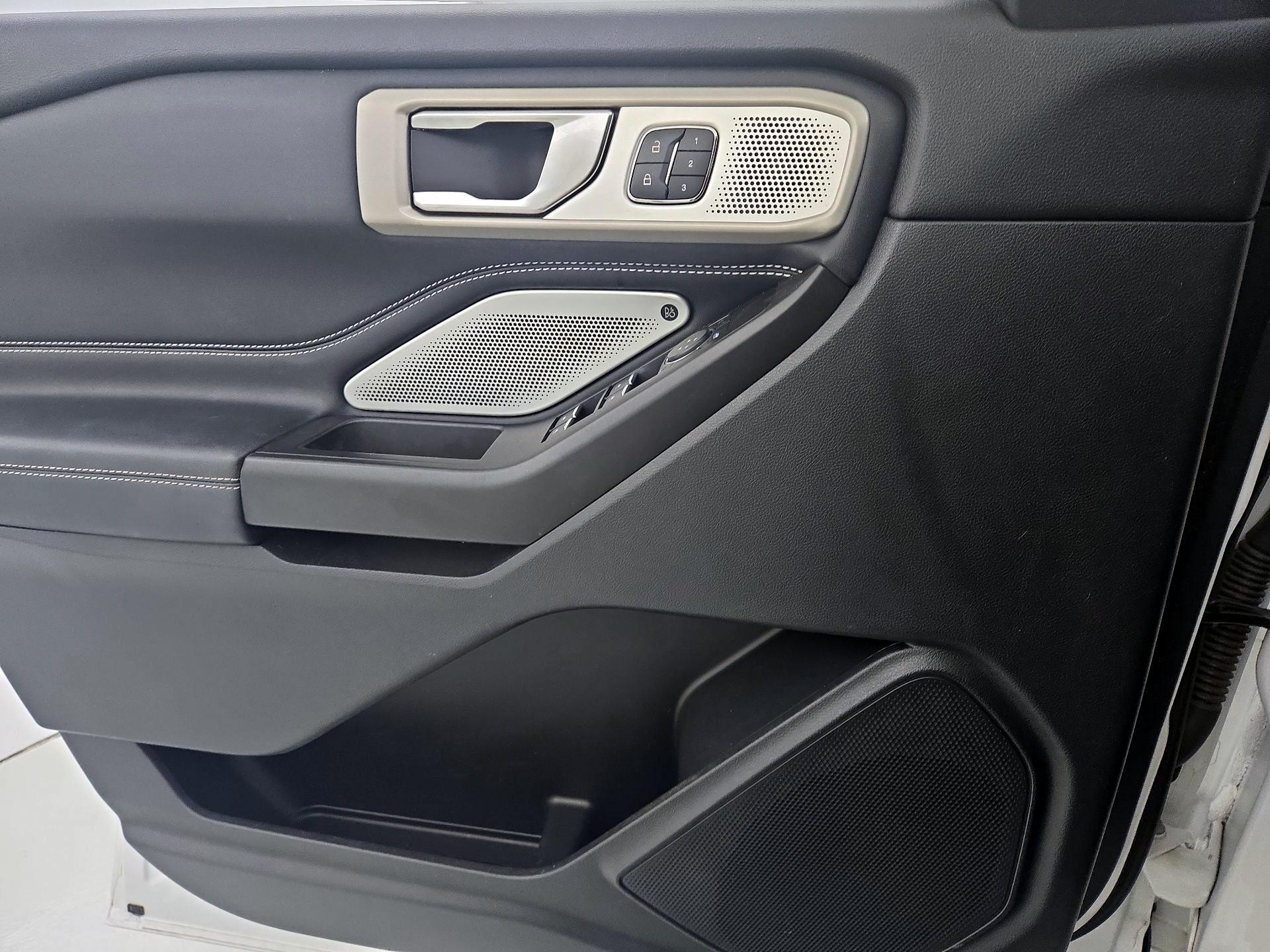 Thumbnail: 2020 Ford Explorer - 12