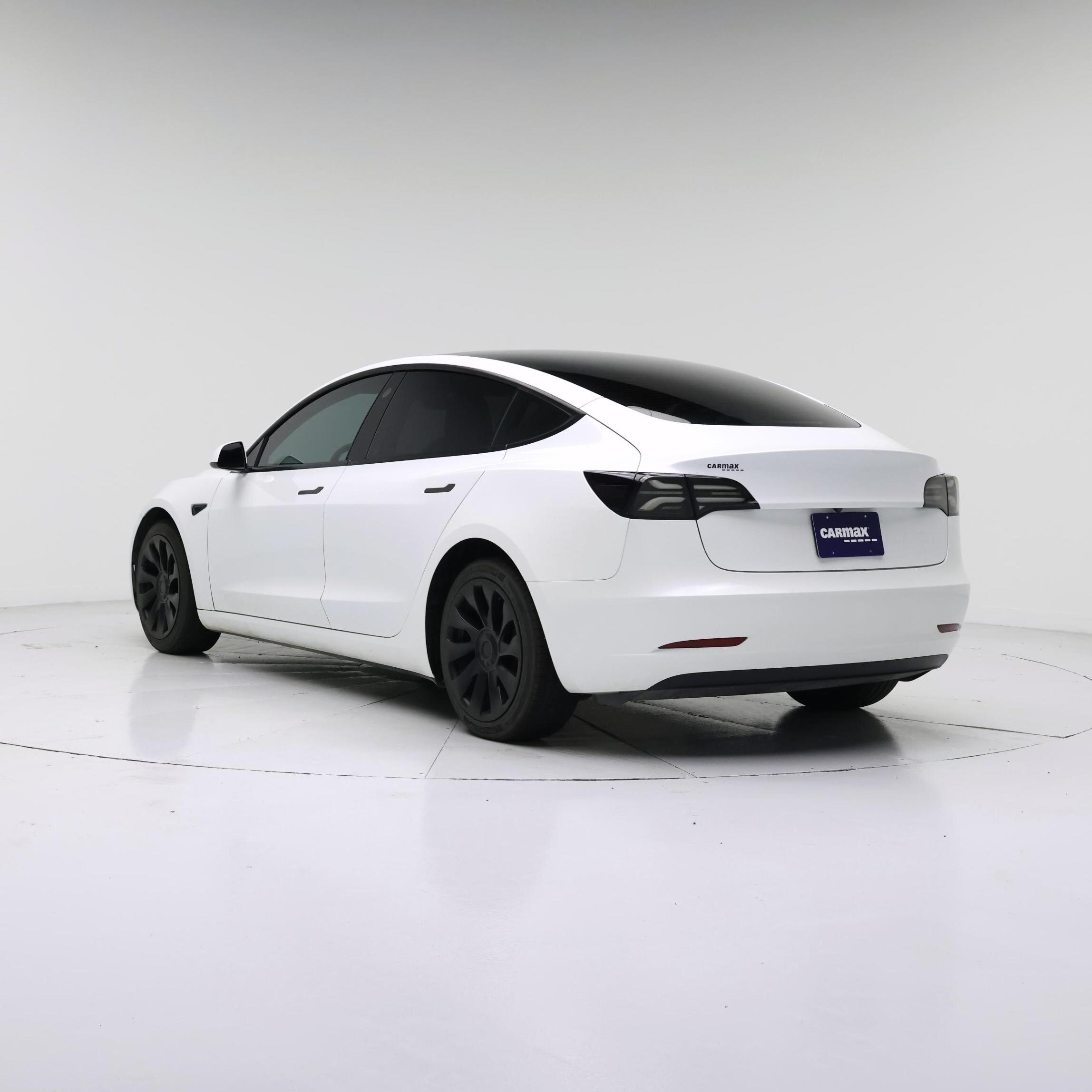 Thumbnail: 2023 Tesla Model 3 - 2